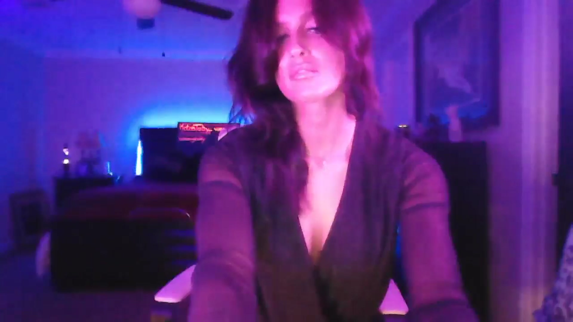 Gallery image thumbnail from DakotaCox's myfreecams stream on, 01/25/2026, 03:06 image 18 of 20