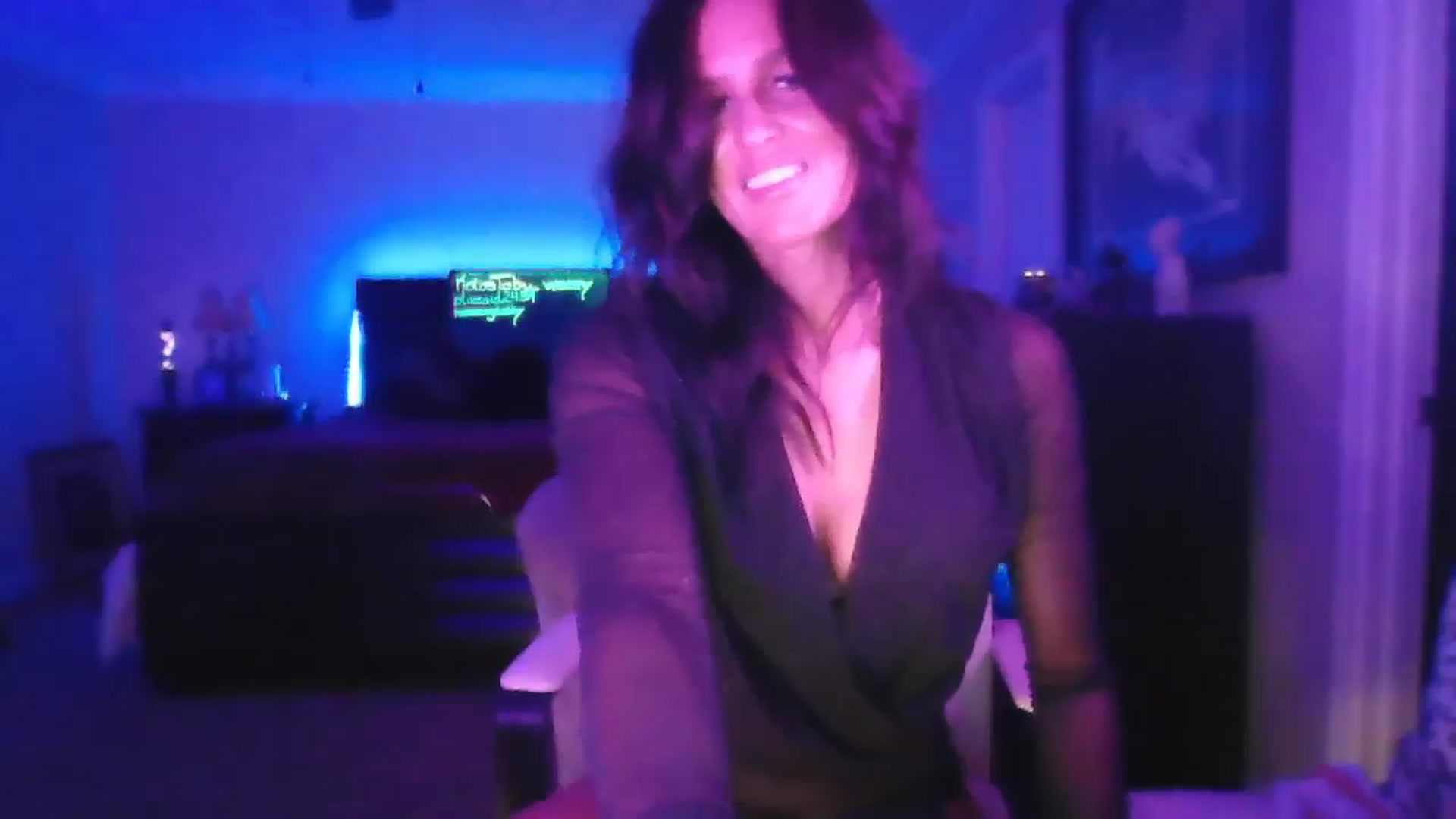 Gallery image thumbnail from DakotaCox's myfreecams stream on, 01/25/2026, 05:03 image 6 of 20