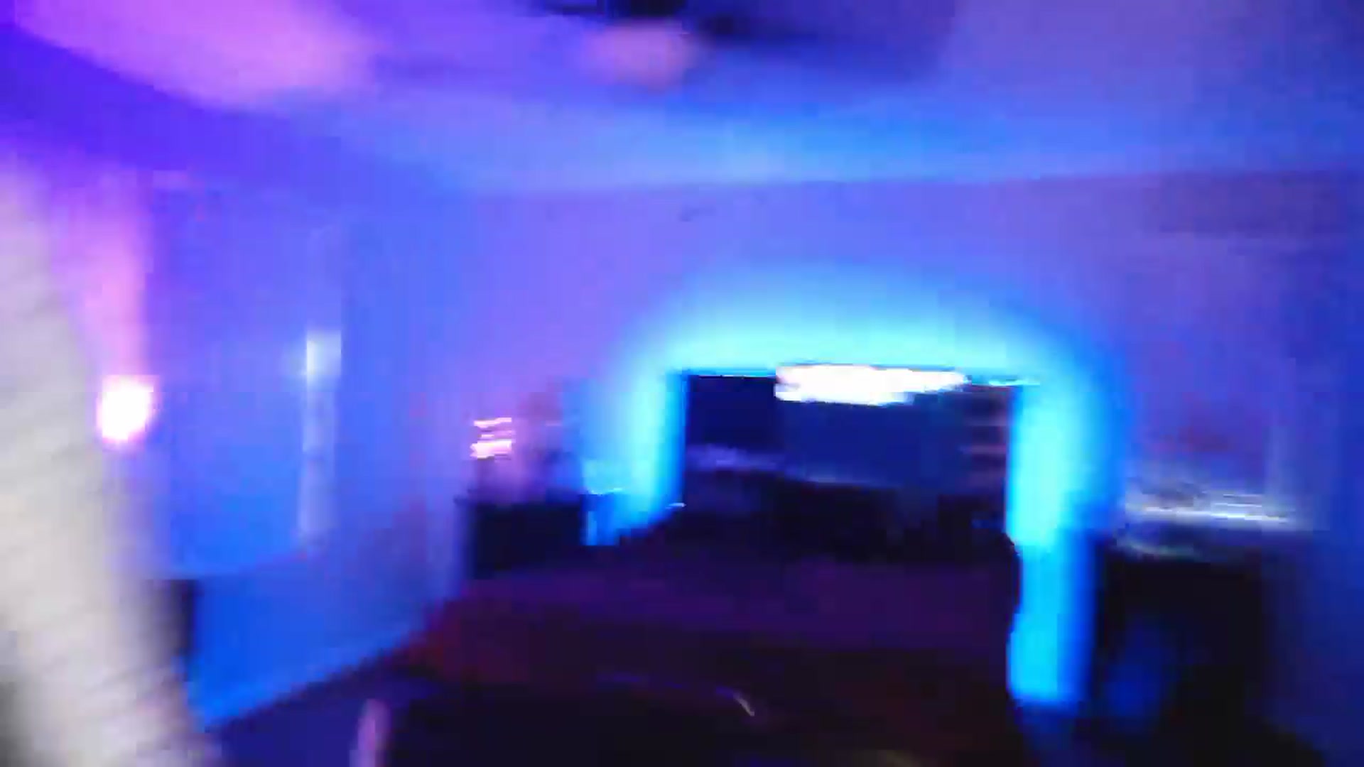 Gallery image thumbnail from DakotaCox's myfreecams stream on, 04/21/2026, 02:20 image 5 of 20