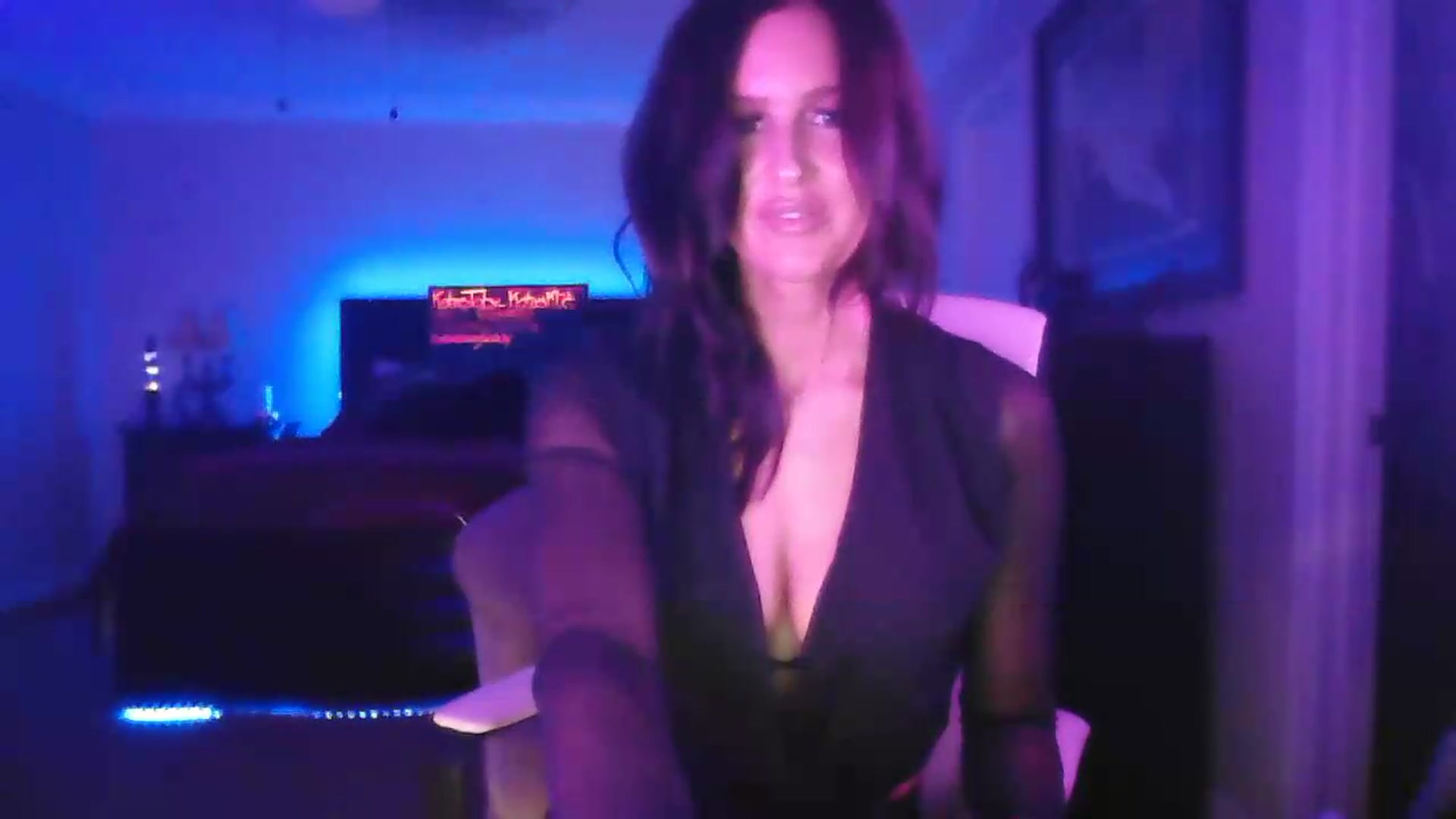 Gallery image thumbnail from DakotaCox's myfreecams stream on, 05/17/2026, 02:49 image 13 of 20