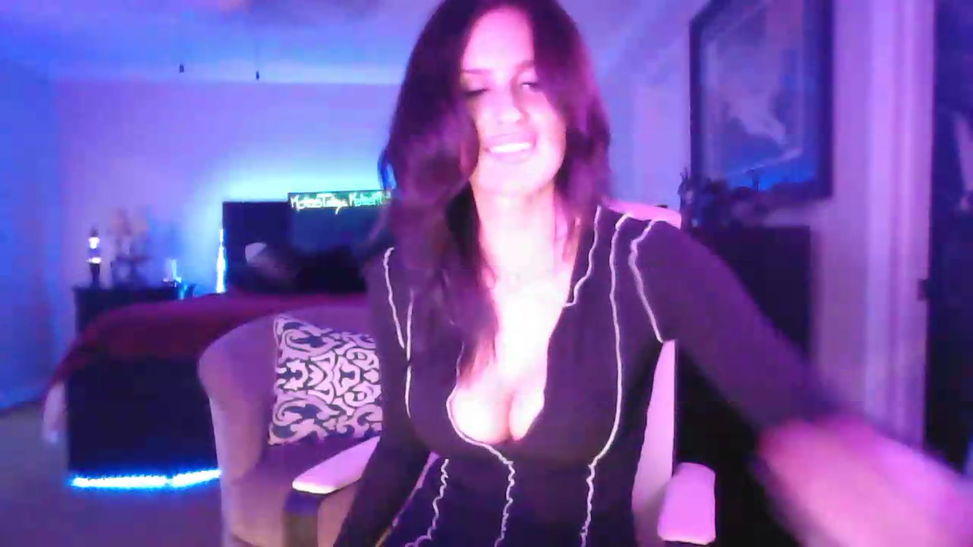 Gallery image thumbnail from DakotaCox's myfreecams stream on, 06/05/2026, 01:26 image 8 of 20