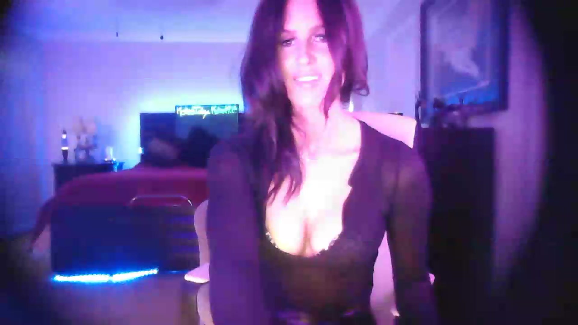 Gallery image thumbnail from DakotaCox's myfreecams stream on, 07/05/2026, 01:13 image 17 of 20