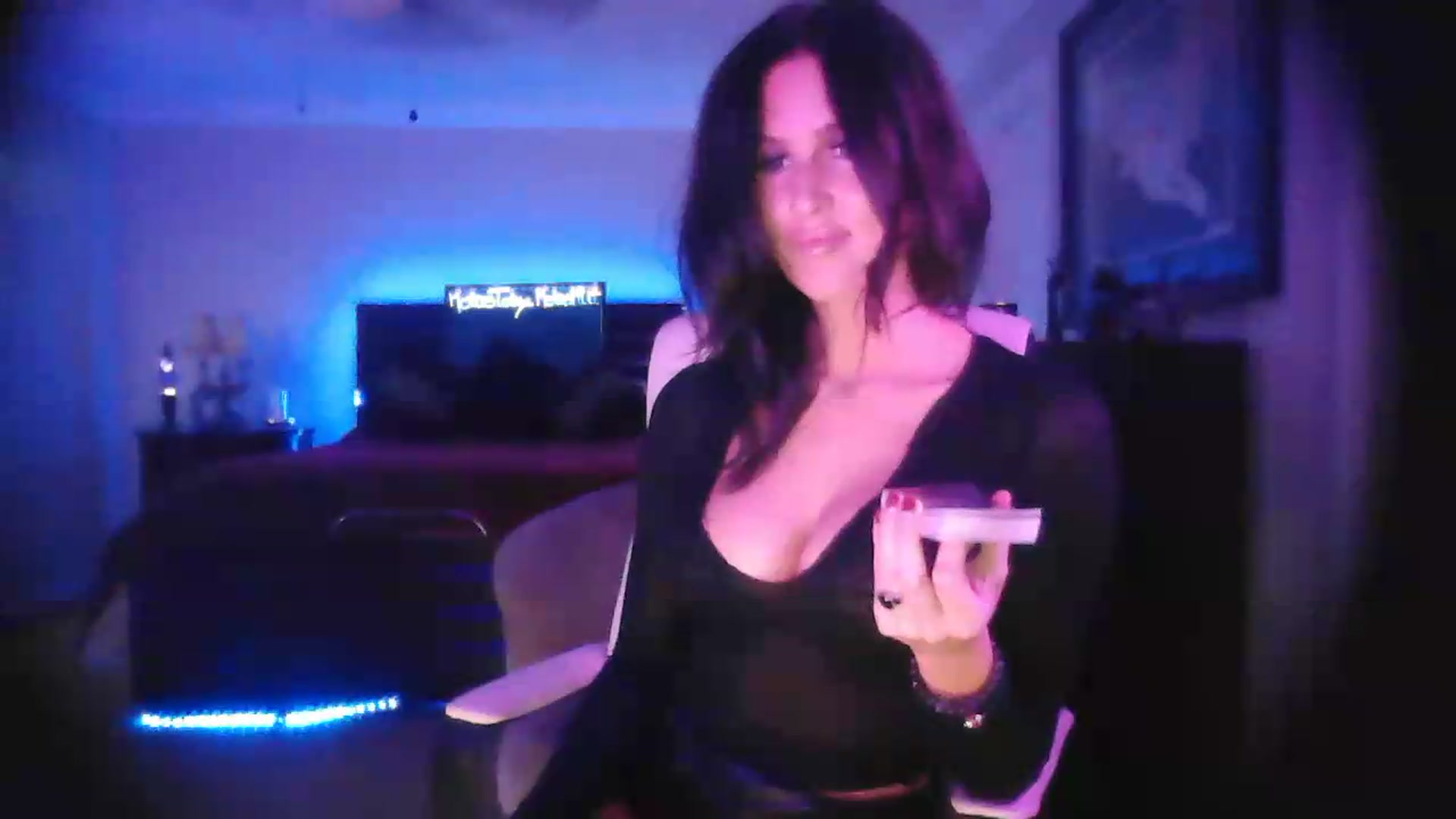 Gallery image thumbnail from DakotaCox's myfreecams stream on, 07/05/2026, 01:13 image 4 of 20
