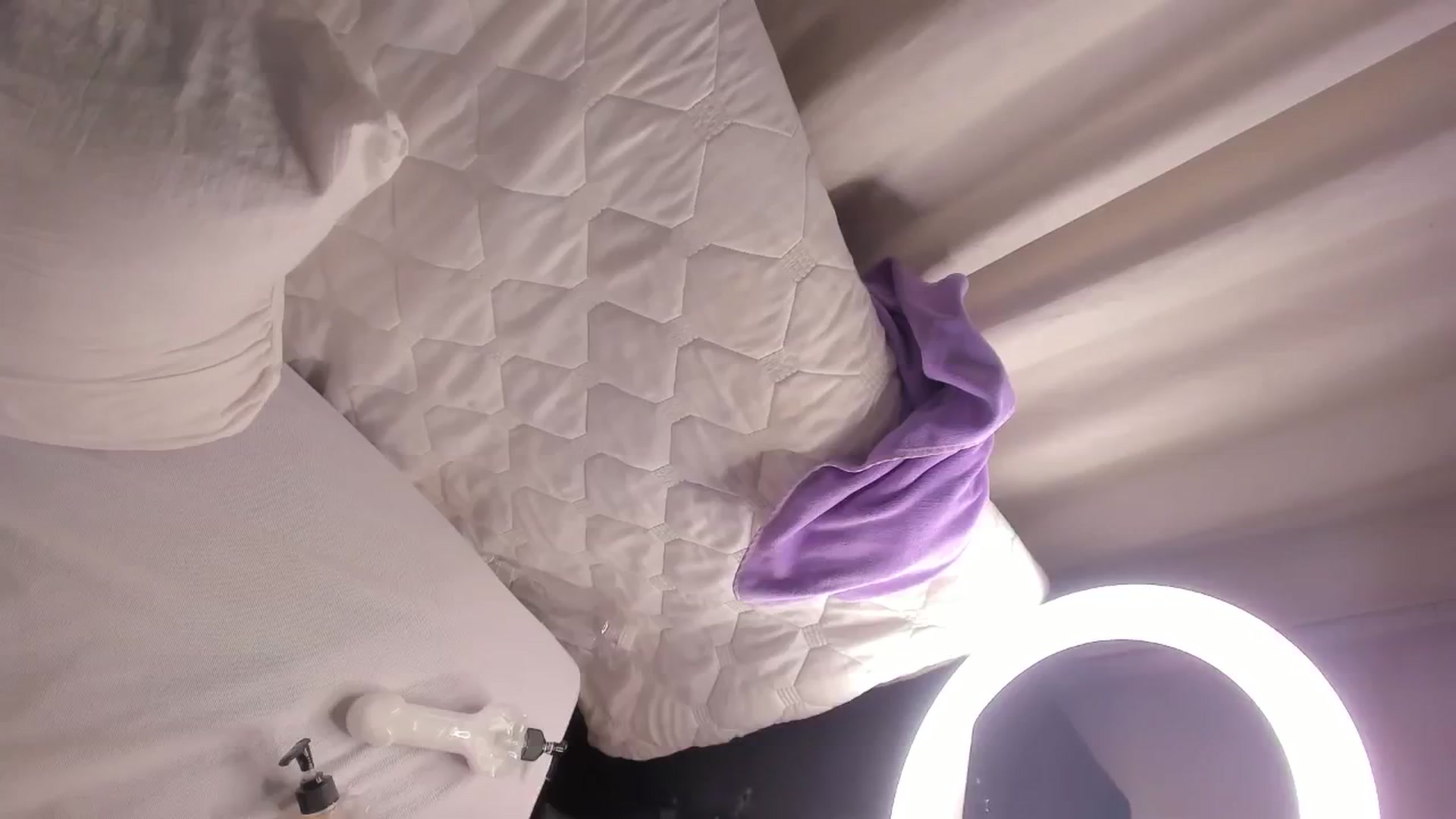 Gallery image thumbnail from Dakota_Blare's myfreecams stream on, 12/23/2025, 19:19 image 5 of 20