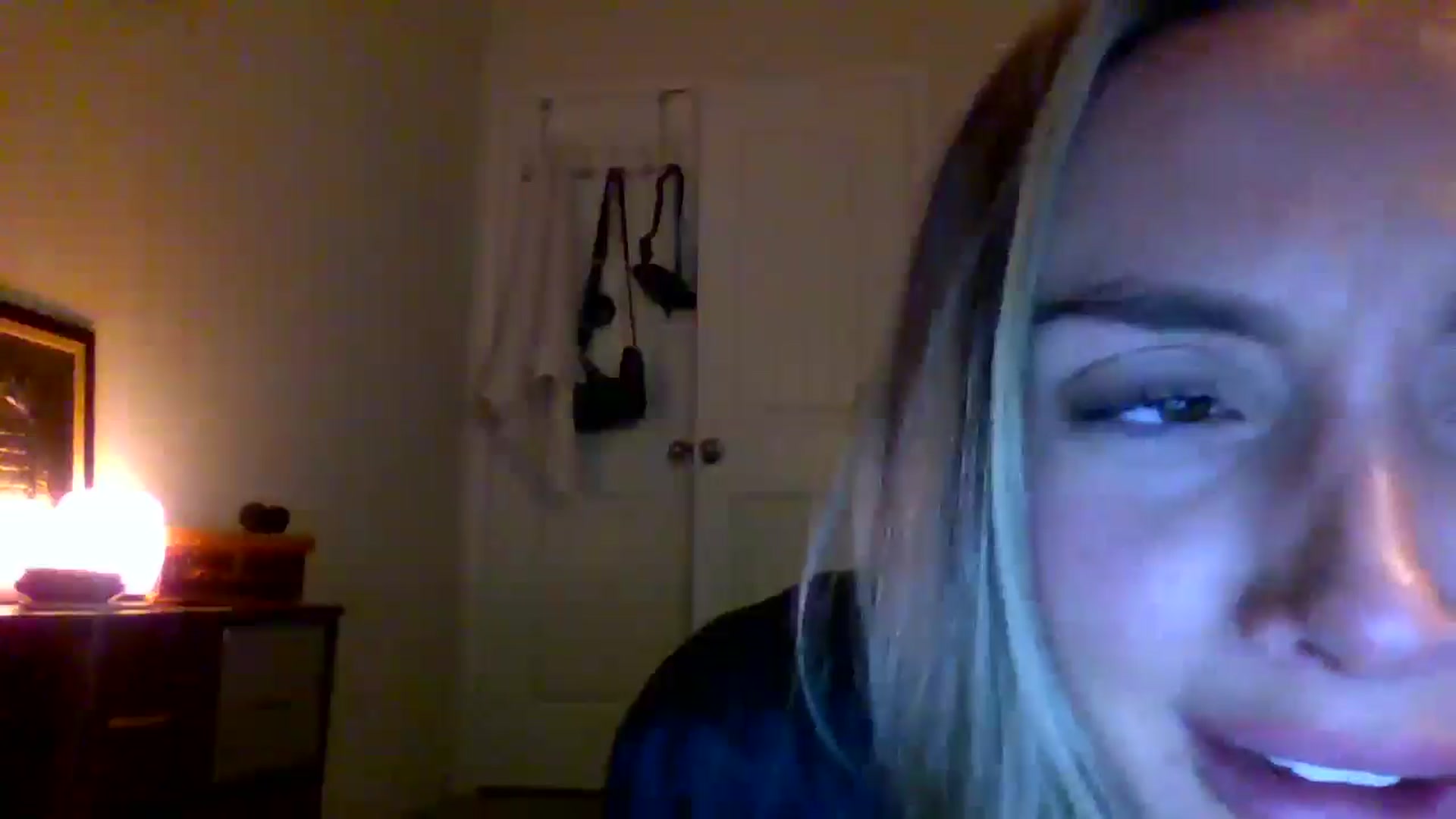 Gallery image thumbnail from Dakotadaniel's myfreecams stream on, 10/17/2024, 04:20 image 16 of 20