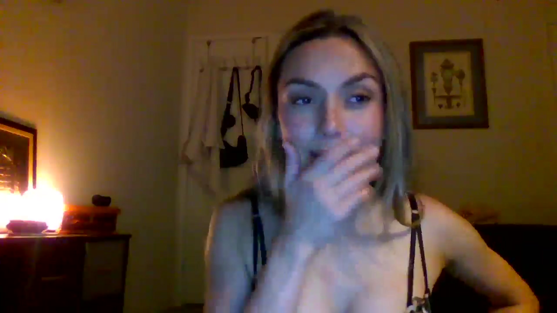 Gallery image thumbnail from Dakotadaniel's myfreecams stream on, 10/17/2024, 04:20 image 8 of 20
