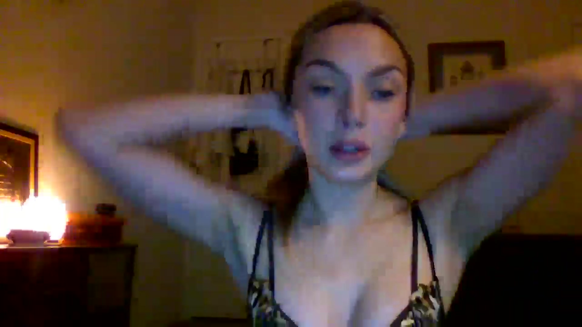 Gallery image thumbnail from Dakotadaniel's myfreecams stream on, 10/17/2024, 04:20 image 13 of 20