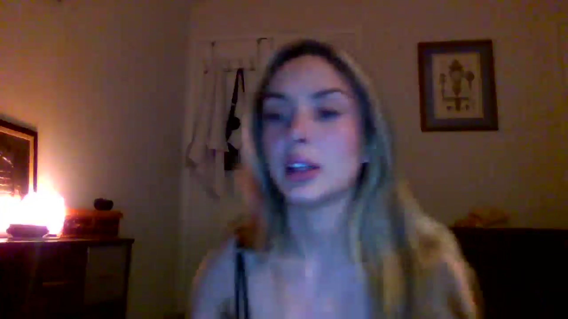 Gallery image thumbnail from Dakotadaniel's myfreecams stream on, 10/17/2024, 04:20 image 10 of 20