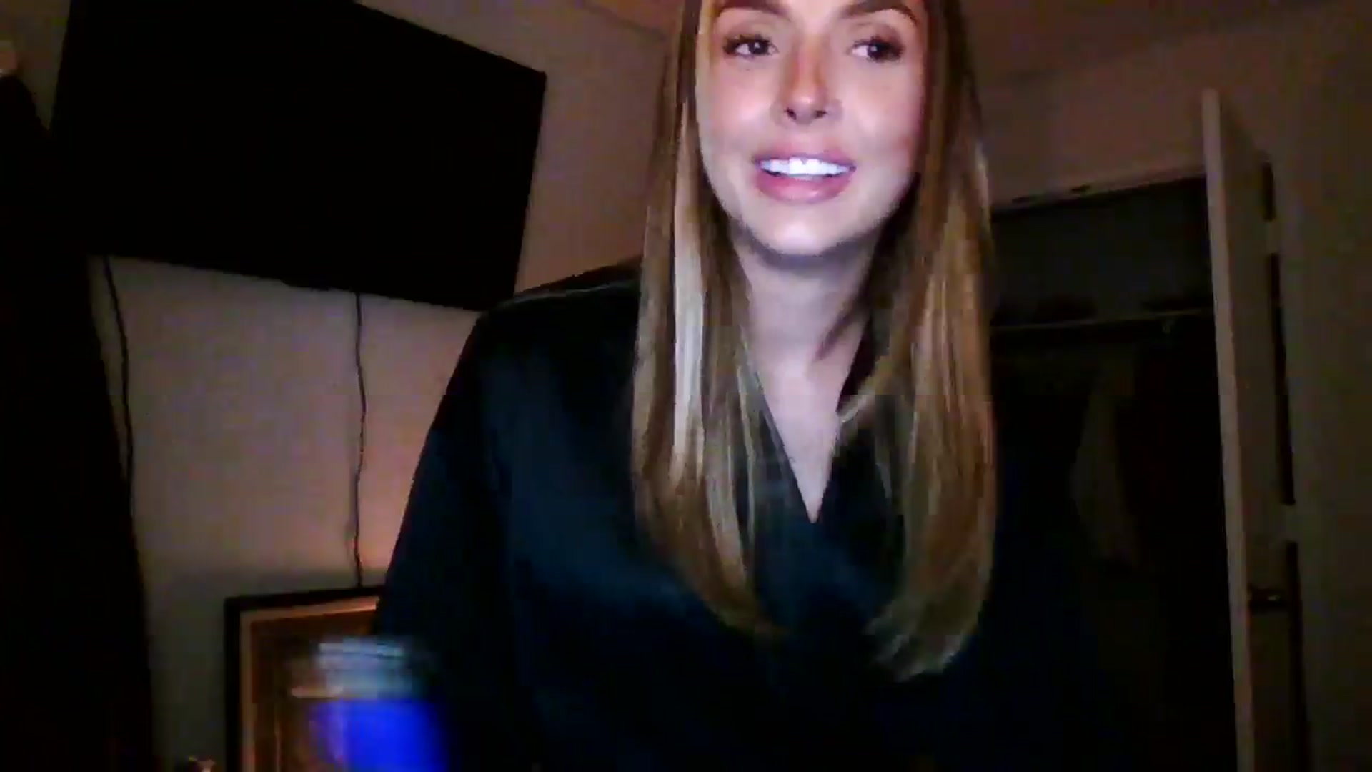 Gallery image thumbnail from Dakotadaniel's myfreecams stream on, 10/18/2024, 03:34 image 14 of 20