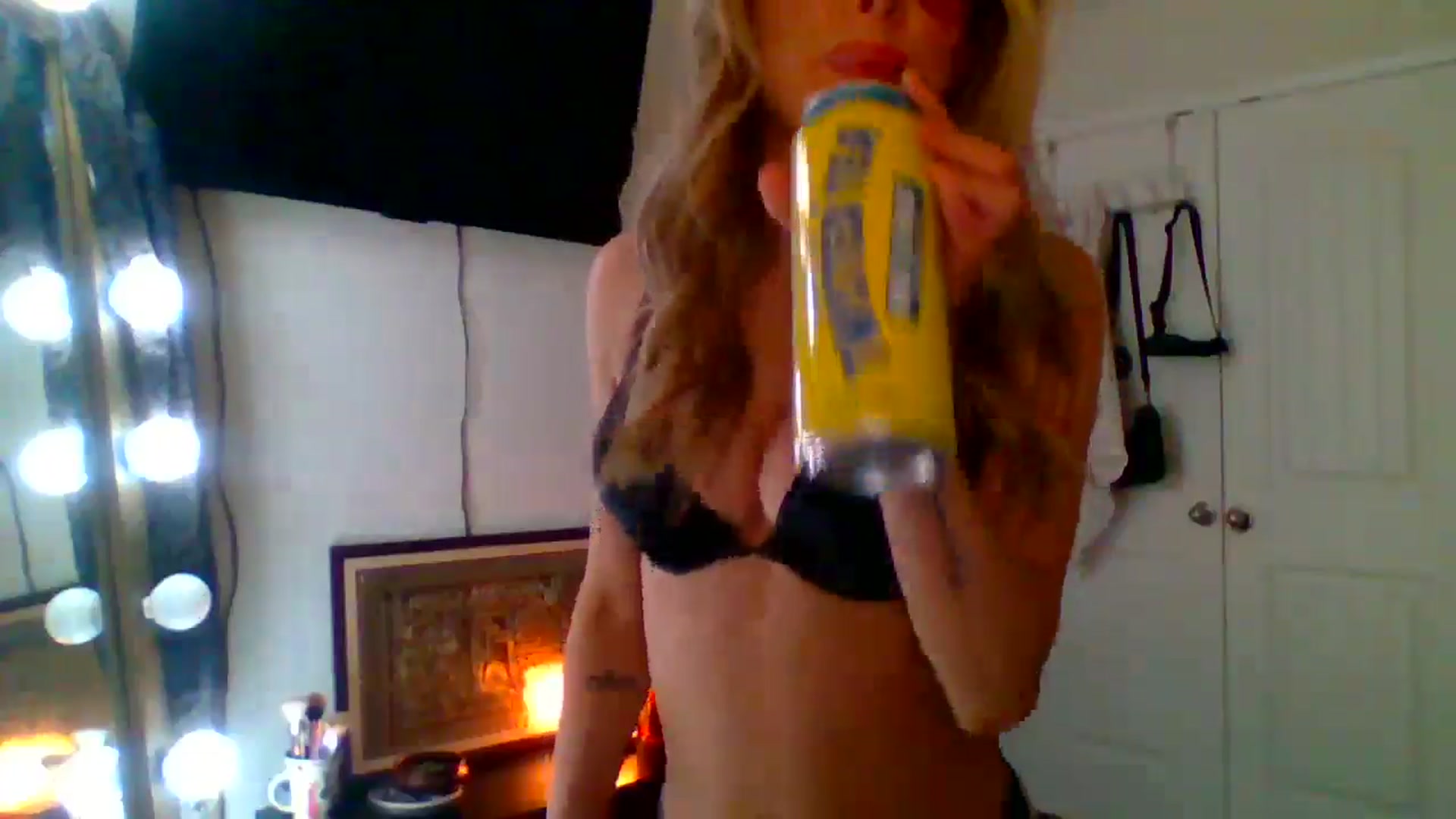 Gallery image thumbnail from Dakotadaniel's myfreecams stream on, 10/19/2024, 05:51 image 5 of 20