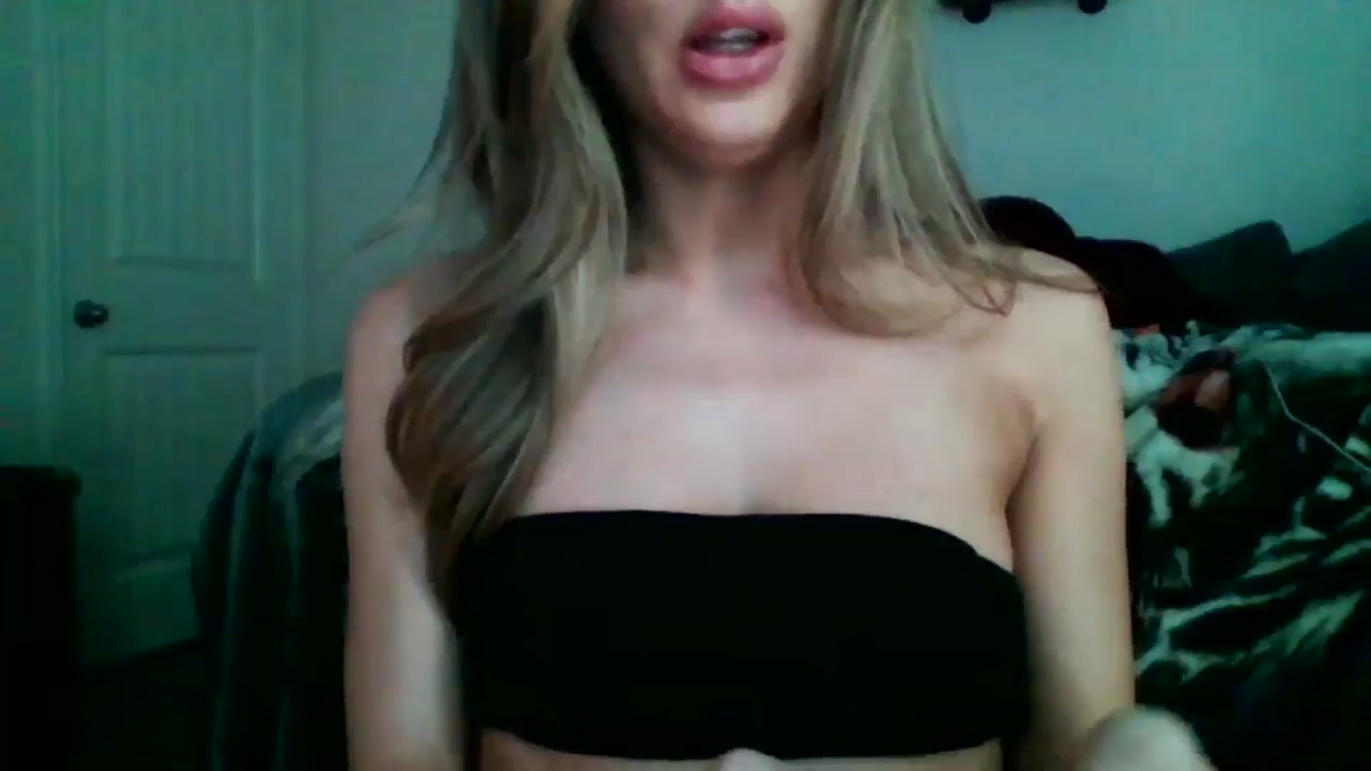 Gallery image thumbnail from Dakotadaniel's myfreecams stream on, 11/06/2024, 03:46 image 17 of 20