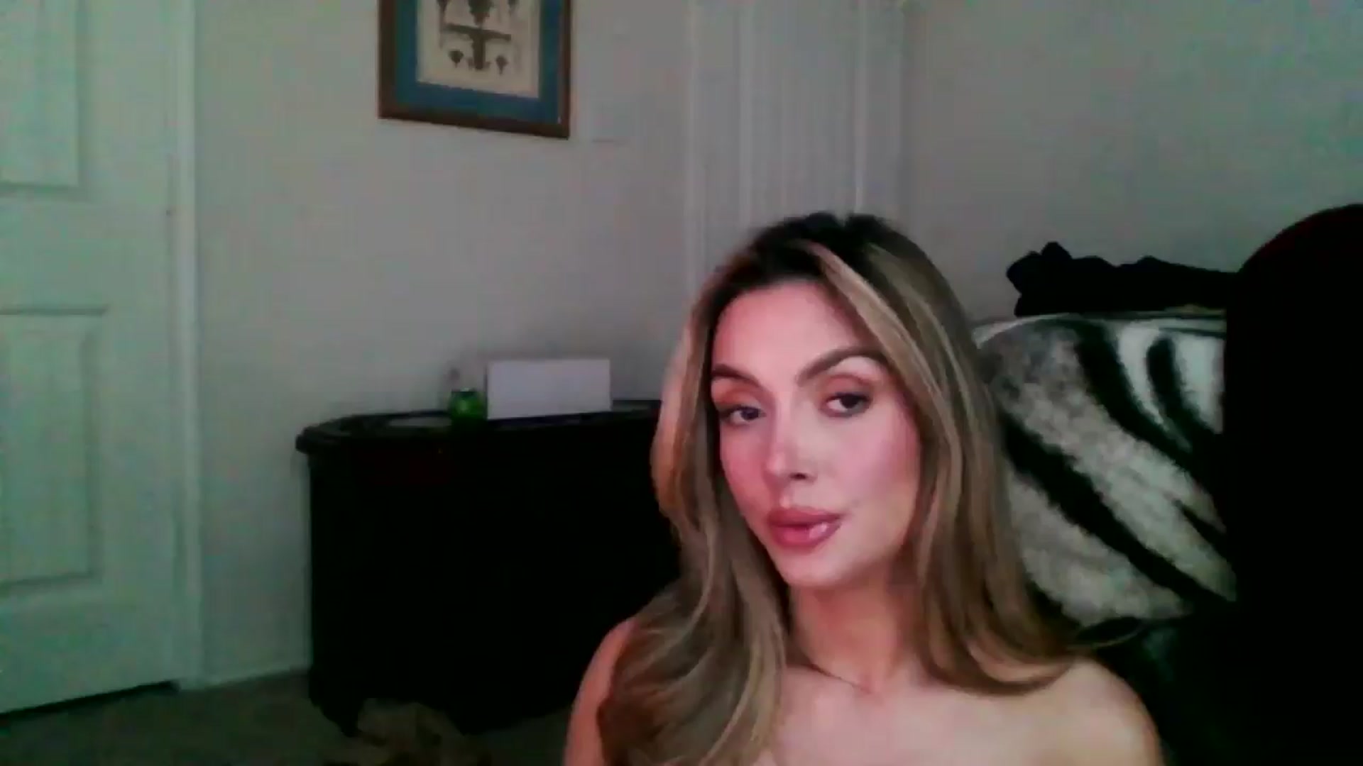 Gallery image thumbnail from Dakotadaniel's myfreecams stream on, 11/06/2024, 03:46 image 1 of 20