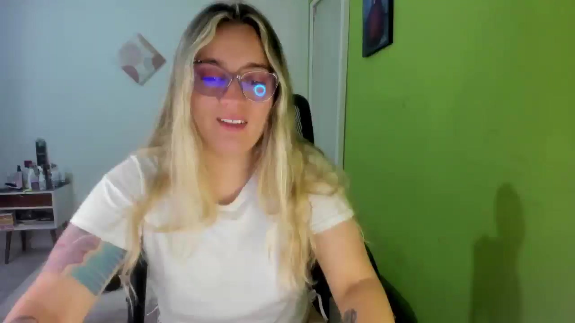 Gallery image thumbnail from Dalila333's myfreecams stream on, 11/03/2025, 11:59 image 15 of 20