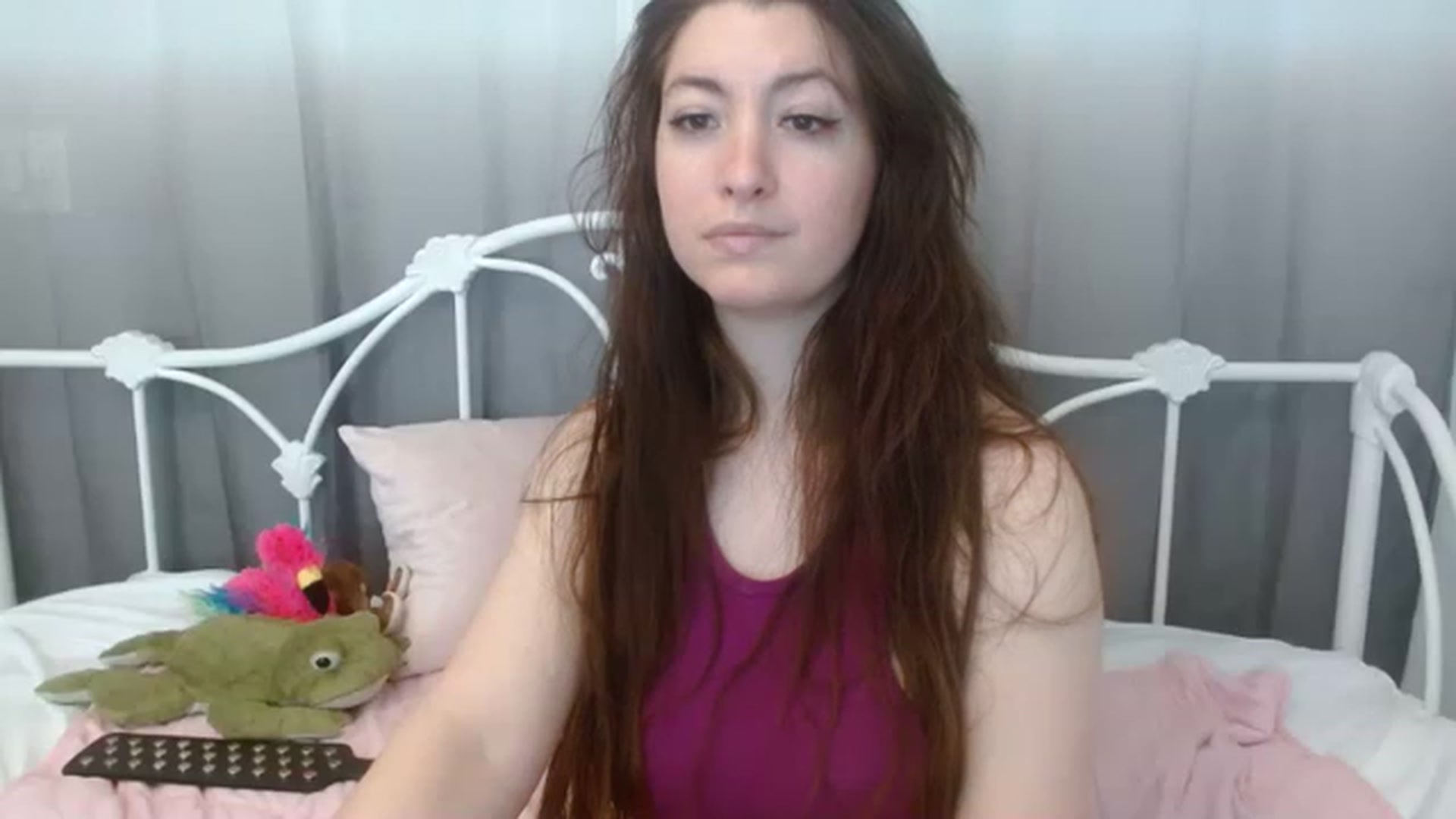 Gallery image thumbnail from DallasOhMy's myfreecams stream on, 12/01/2022, 19:29 image 15 of 20
