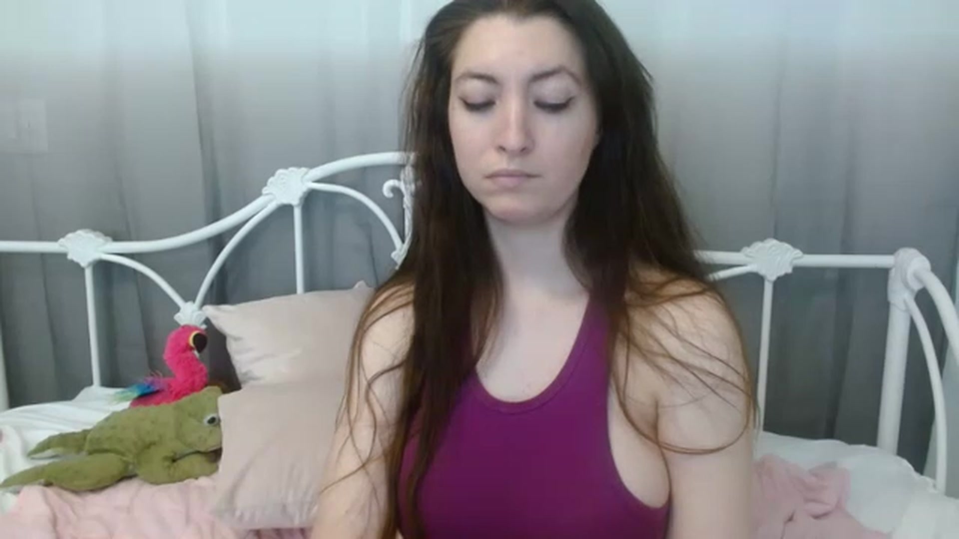 Gallery image thumbnail from DallasOhMy's myfreecams stream on, 12/01/2022, 21:31 image 18 of 20