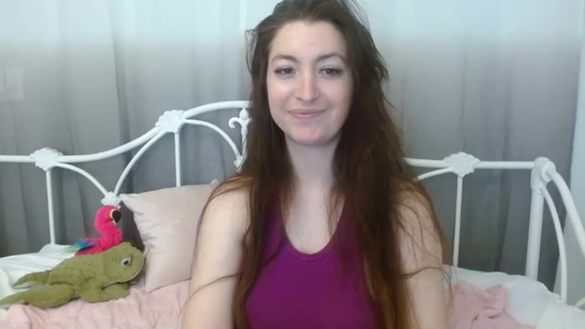 Gallery image thumbnail from DallasOhMy's myfreecams stream on, 12/01/2022, 21:31 image 16 of 20