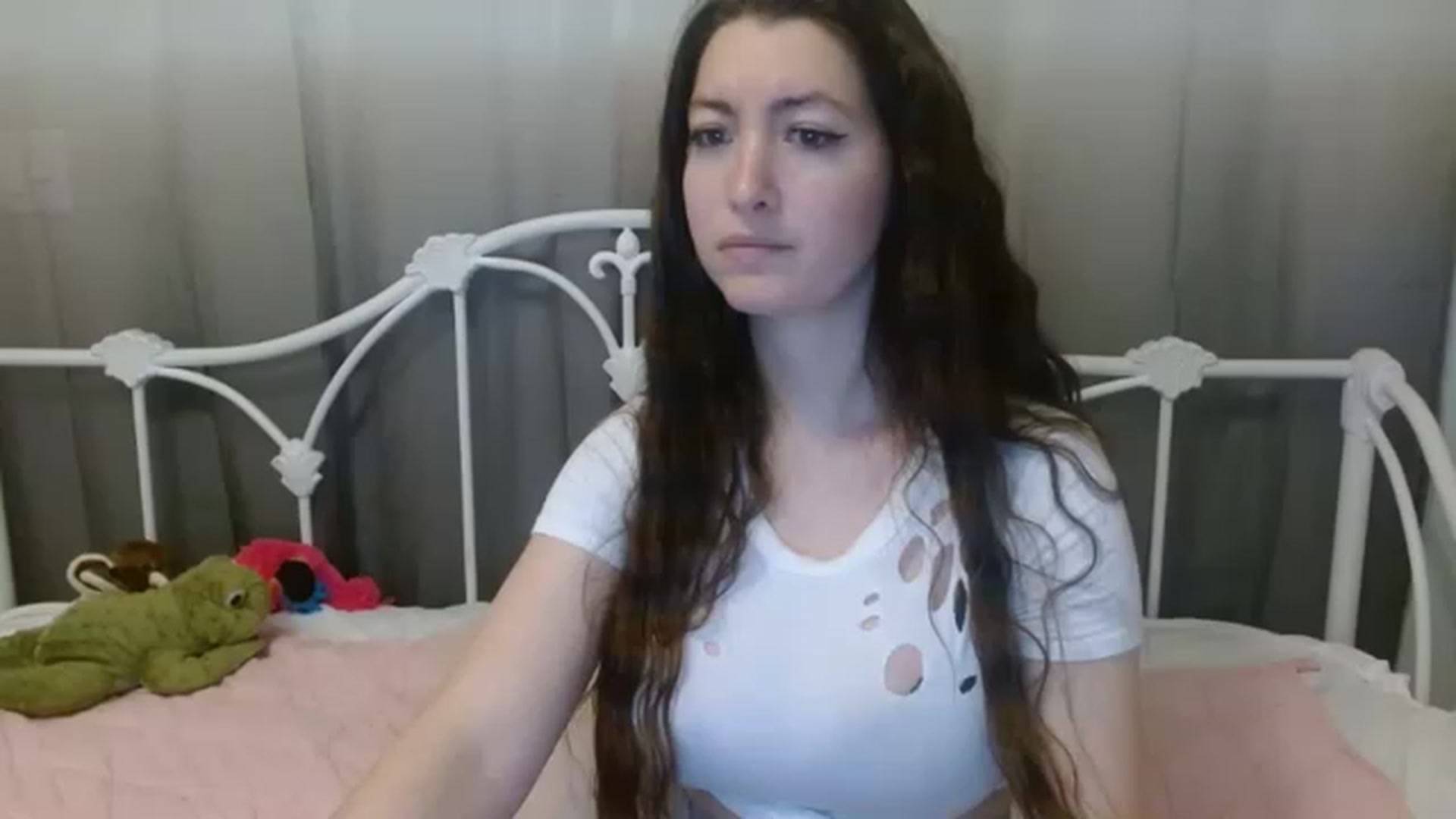 Gallery image thumbnail from DallasOhMy's myfreecams stream on, 12/05/2022, 24:35 image 15 of 20