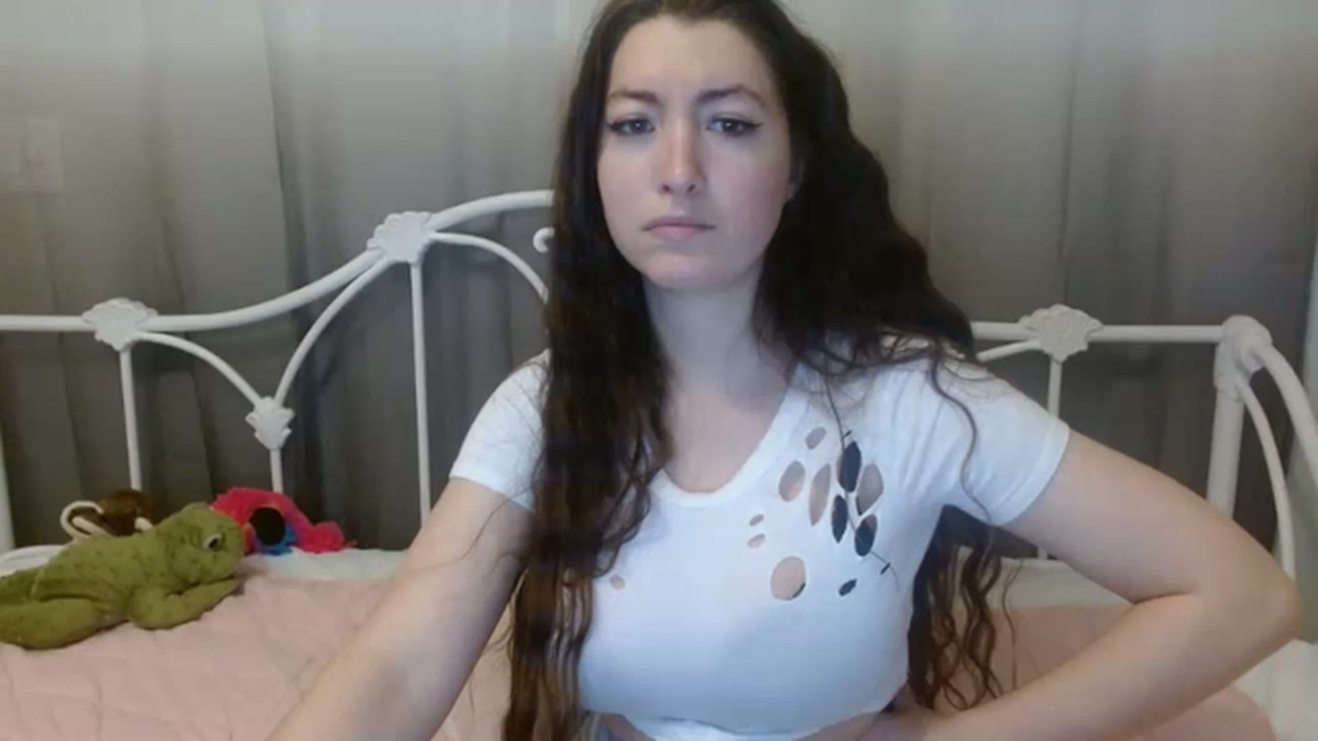 Gallery image thumbnail from DallasOhMy's myfreecams stream on, 12/05/2022, 24:35 image 12 of 20