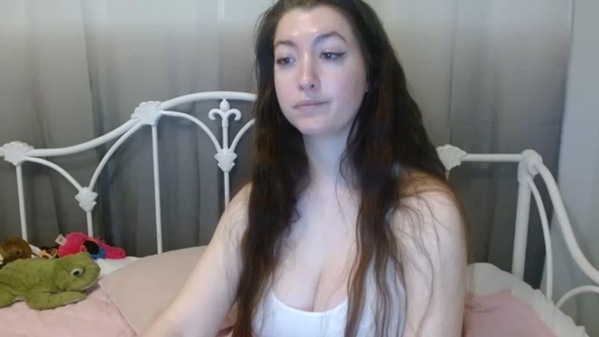 Gallery image thumbnail from DallasOhMy's myfreecams stream on, 12/10/2022, 22:12 image 5 of 20