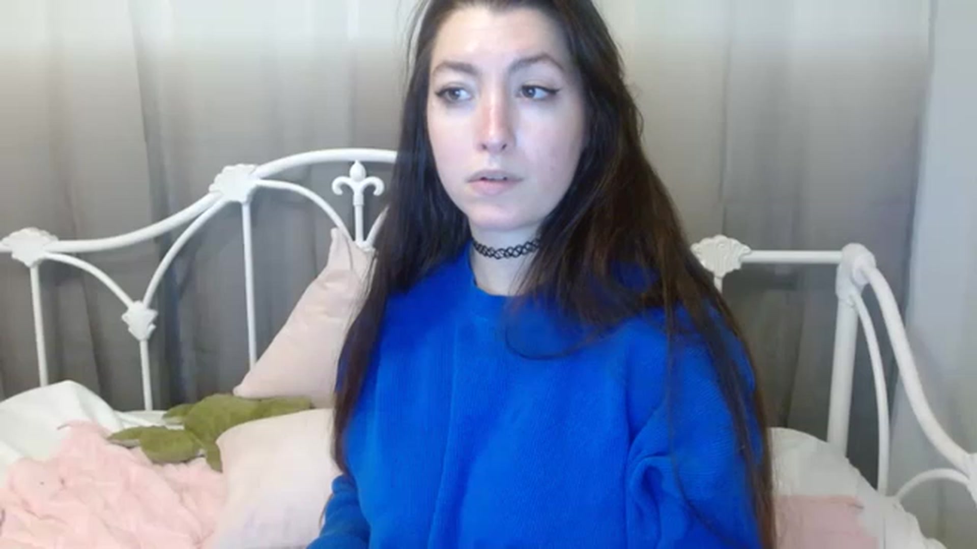 Gallery image thumbnail from DallasOhMy's myfreecams stream on, 12/16/2022, 23:26 image 6 of 20