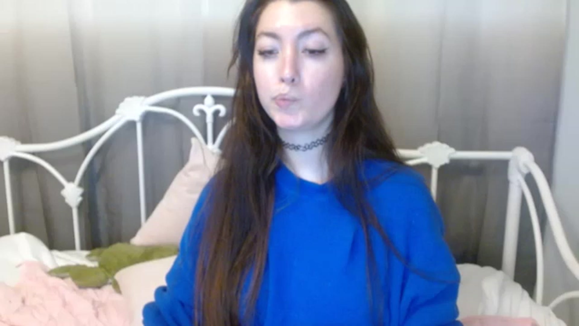 Gallery image thumbnail from DallasOhMy's myfreecams stream on, 12/17/2022, 02:24 image 12 of 20