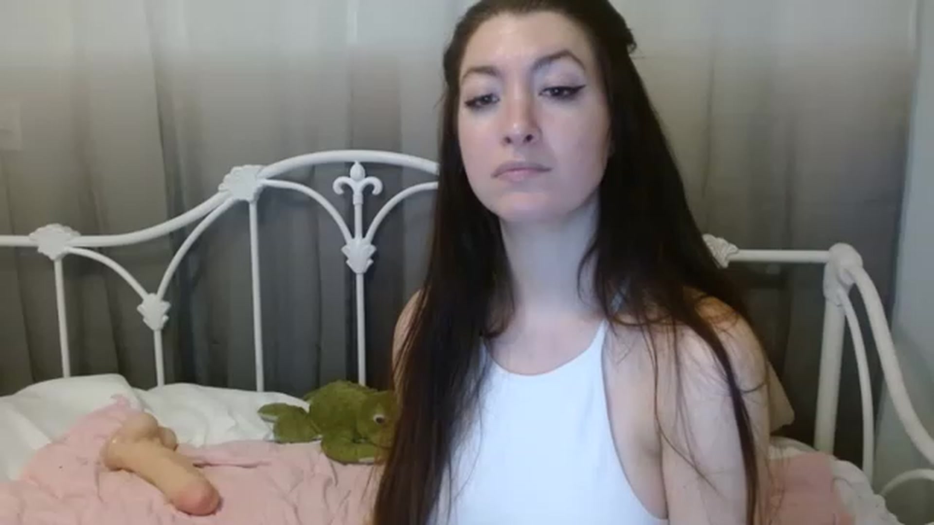 Gallery image thumbnail from DallasOhMy's myfreecams stream on, 12/20/2022, 03:05 image 11 of 20