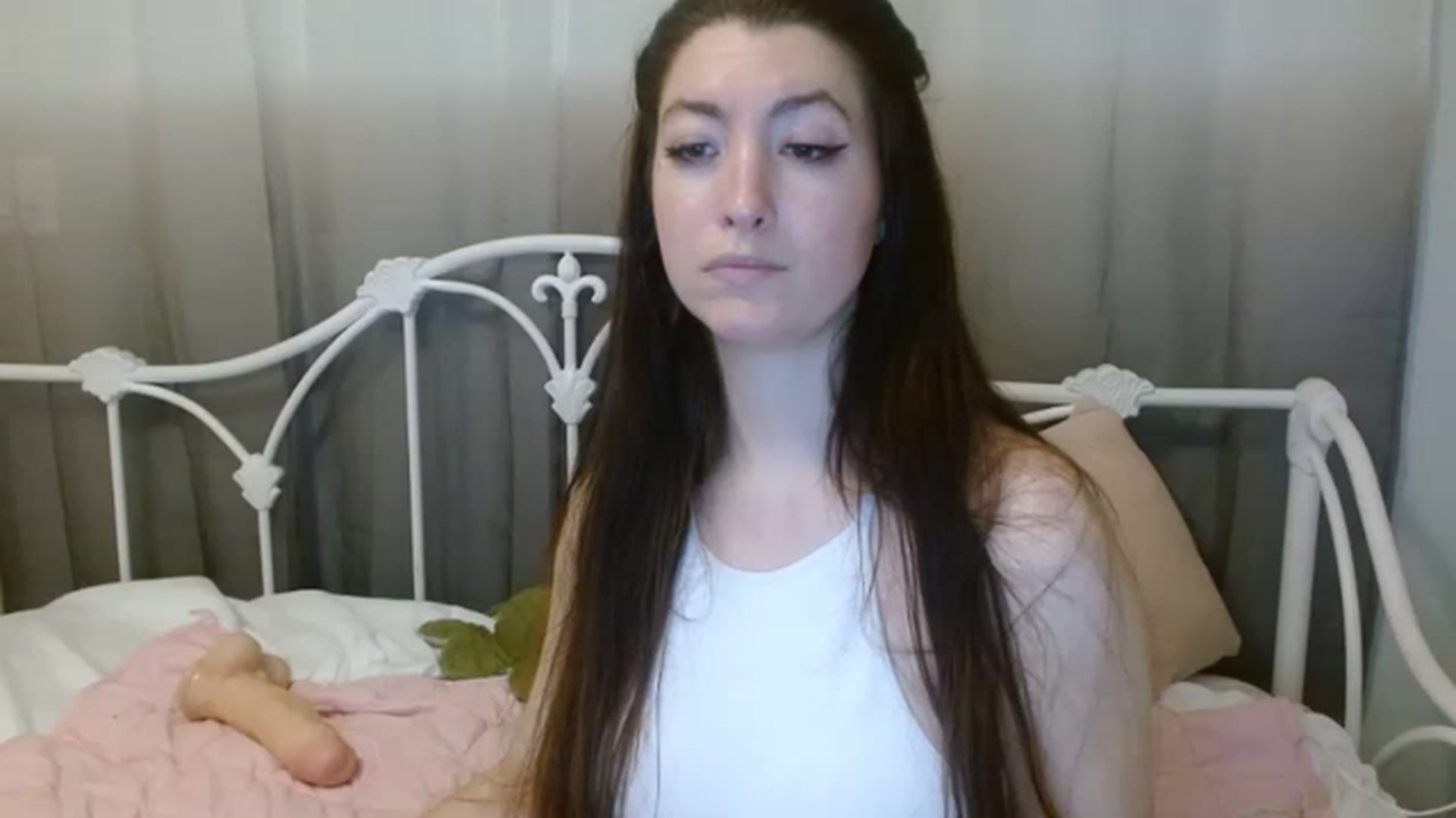Gallery image thumbnail from DallasOhMy's myfreecams stream on, 12/20/2022, 03:05 image 6 of 20
