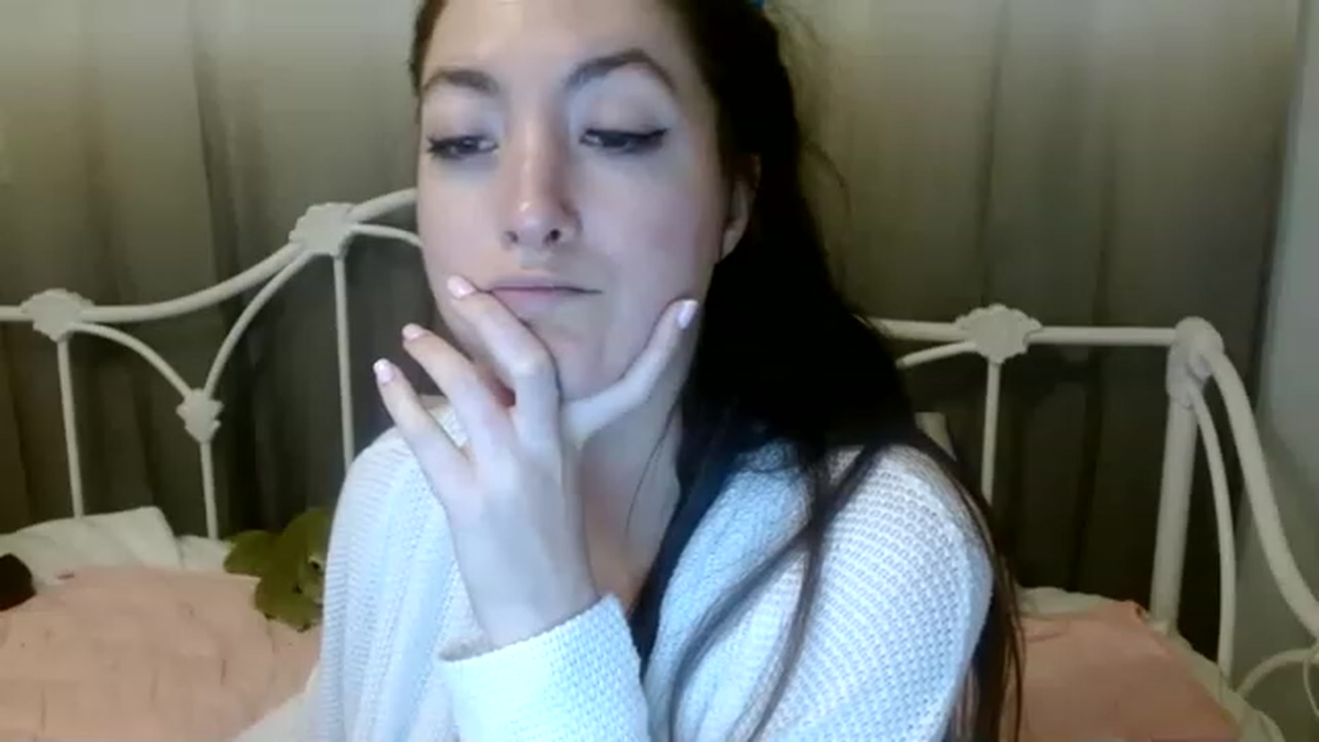 Gallery image thumbnail from DallasOhMy's myfreecams stream on, 12/24/2022, 24:45 image 10 of 20