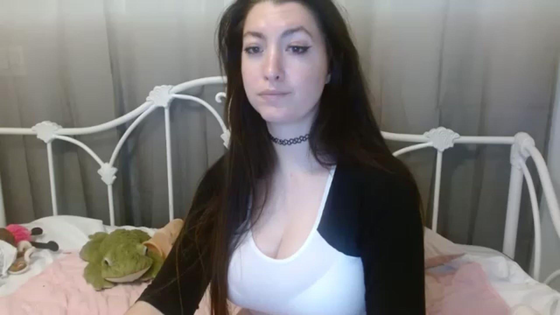 Gallery image thumbnail from DallasOhMy's myfreecams stream on, 12/28/2022, 04:34 image 2 of 20