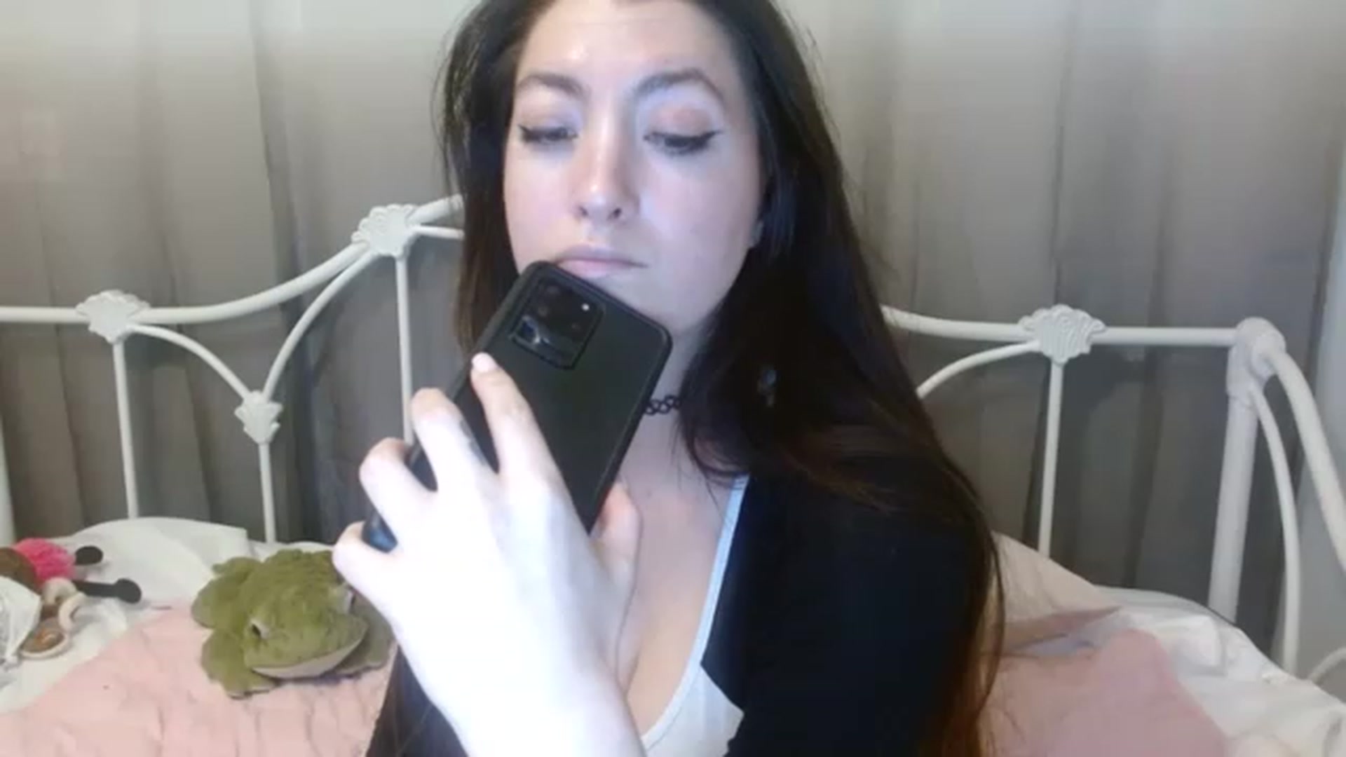 Gallery image thumbnail from DallasOhMy's myfreecams stream on, 12/28/2022, 04:34 image 1 of 20