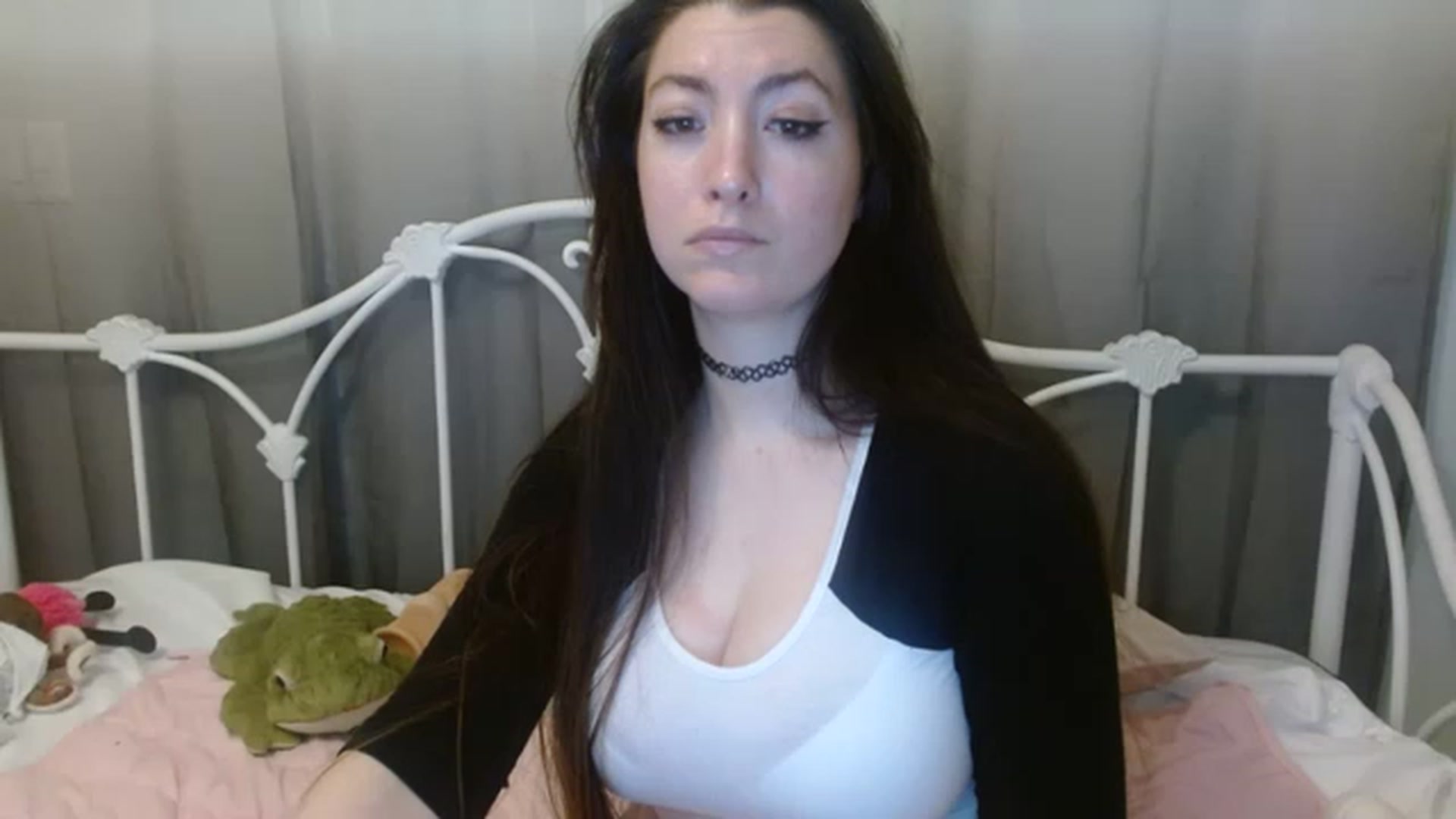 Gallery image thumbnail from DallasOhMy's myfreecams stream on, 12/28/2022, 04:34 image 10 of 20