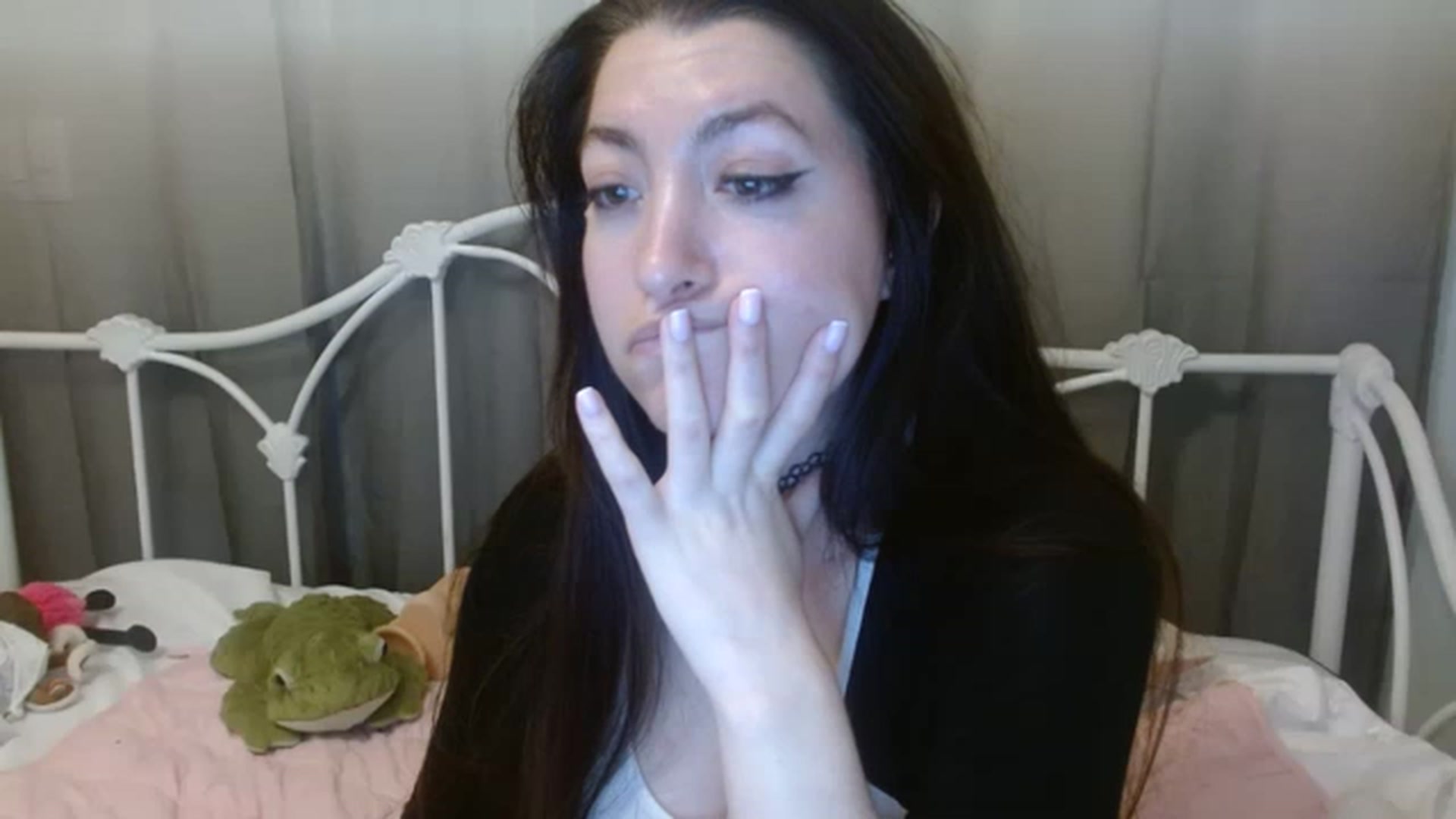 Gallery image thumbnail from DallasOhMy's myfreecams stream on, 12/28/2022, 04:34 image 8 of 20