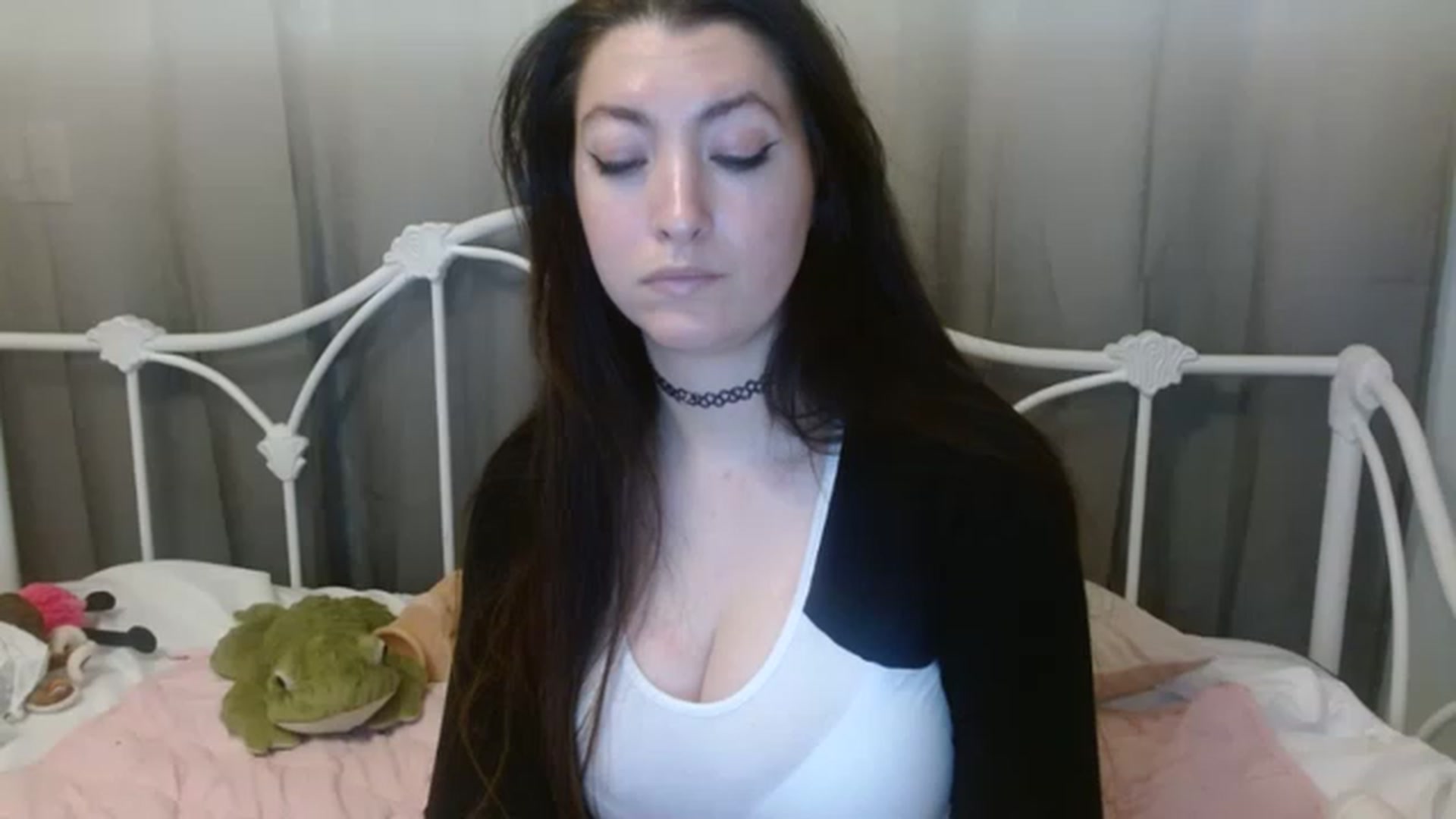 Gallery image thumbnail from DallasOhMy's myfreecams stream on, 12/28/2022, 04:34 image 12 of 20