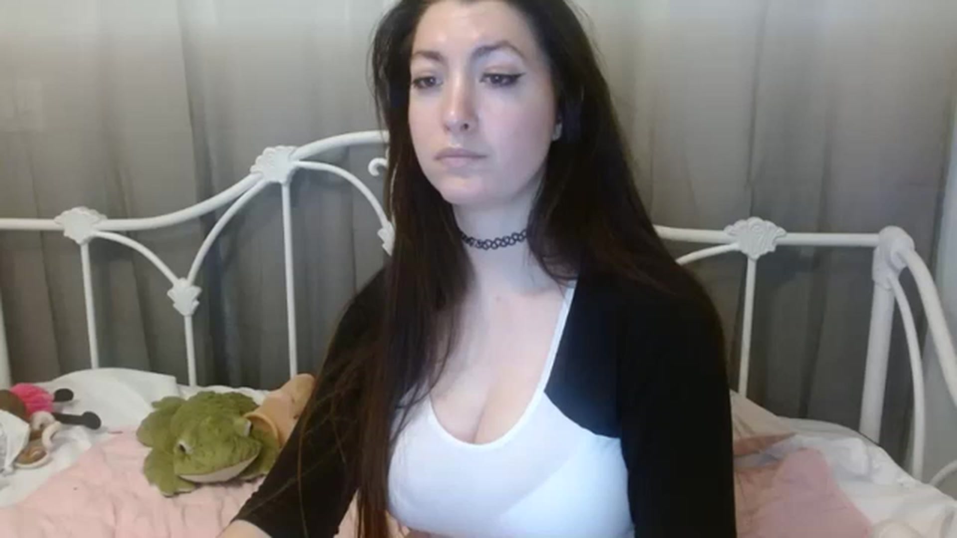 Gallery image thumbnail from DallasOhMy's myfreecams stream on, 12/28/2022, 04:34 image 4 of 20