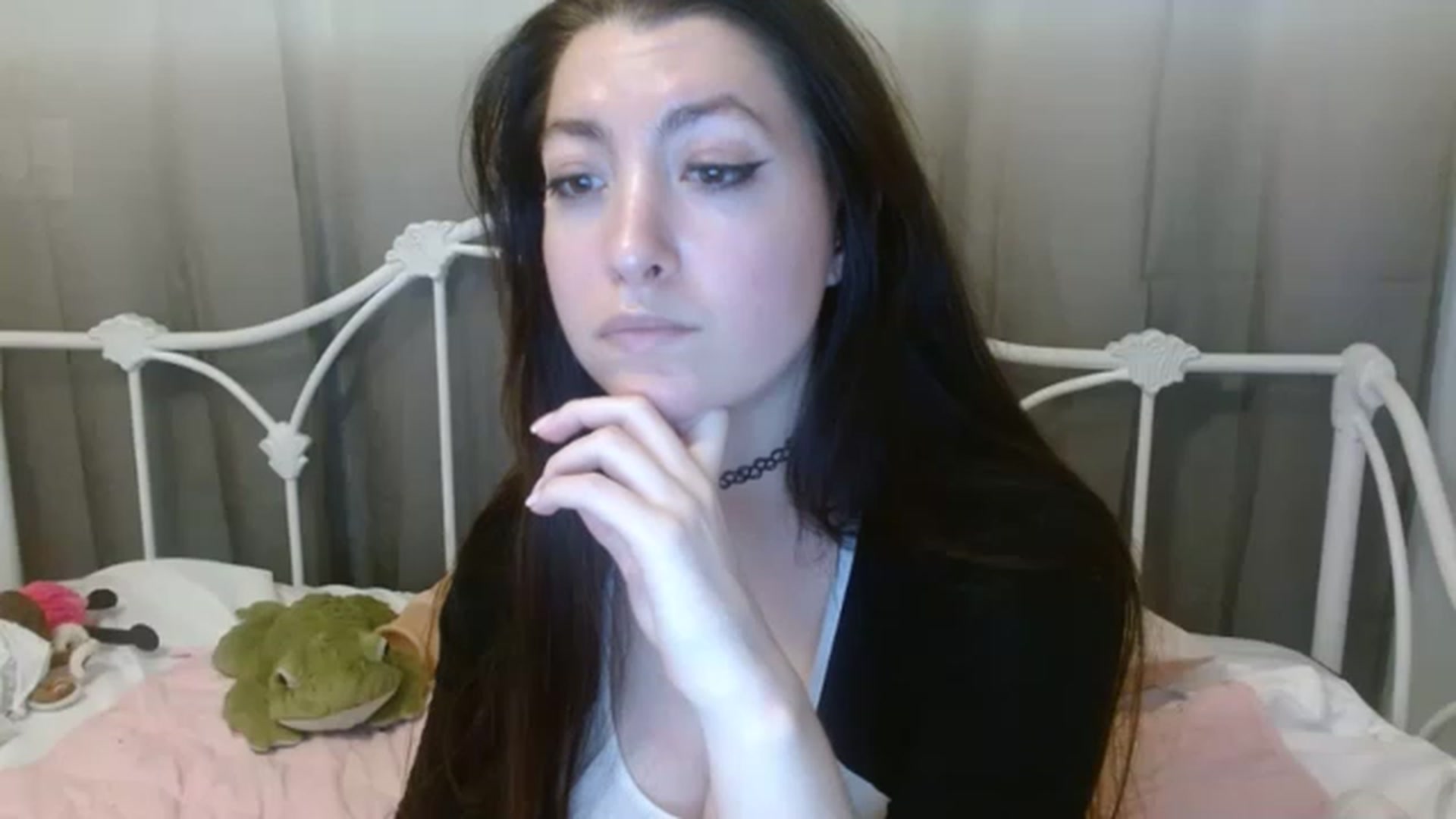 Gallery image thumbnail from DallasOhMy's myfreecams stream on, 12/28/2022, 04:34 image 16 of 20