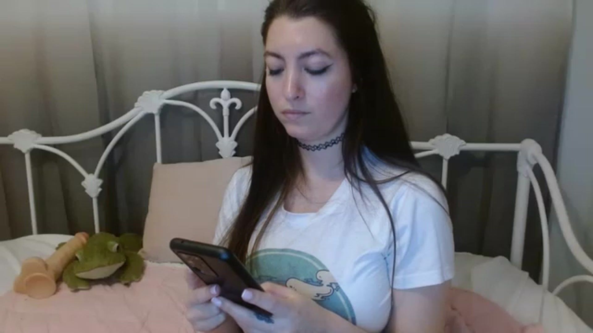 Gallery image thumbnail from DallasOhMy's myfreecams stream on, 12/30/2022, 24:45 image 8 of 20