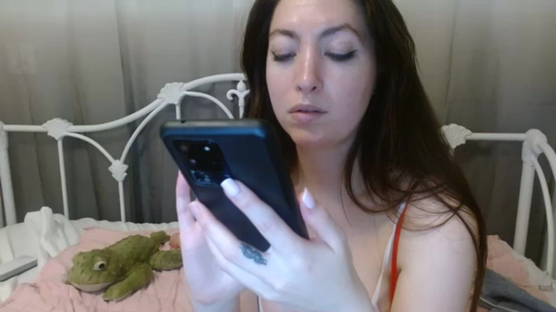Gallery image thumbnail from DallasOhMy's myfreecams stream on, 01/02/2023, 02:31 image 1 of 20