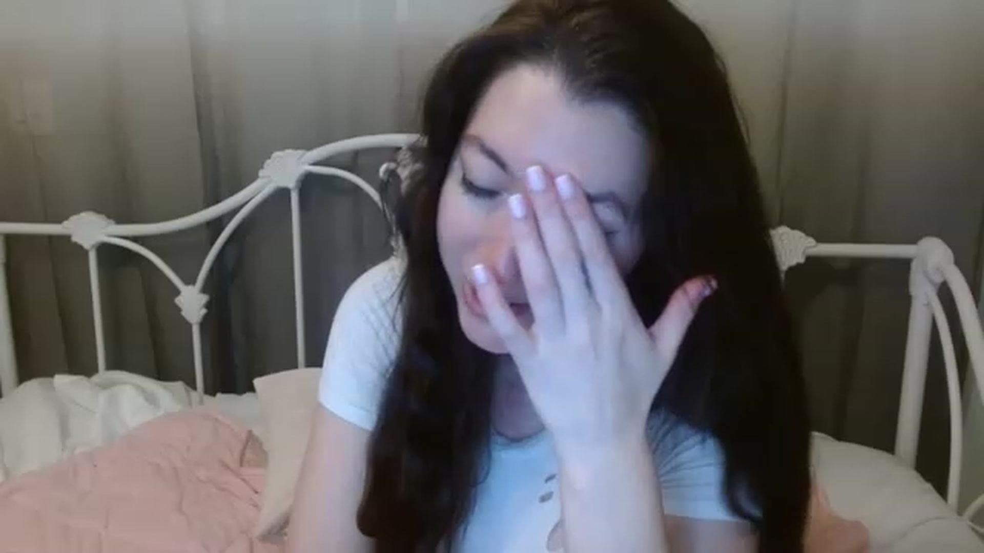 Gallery image thumbnail from DallasOhMy's myfreecams stream on, 01/06/2023, 02:45 image 2 of 20