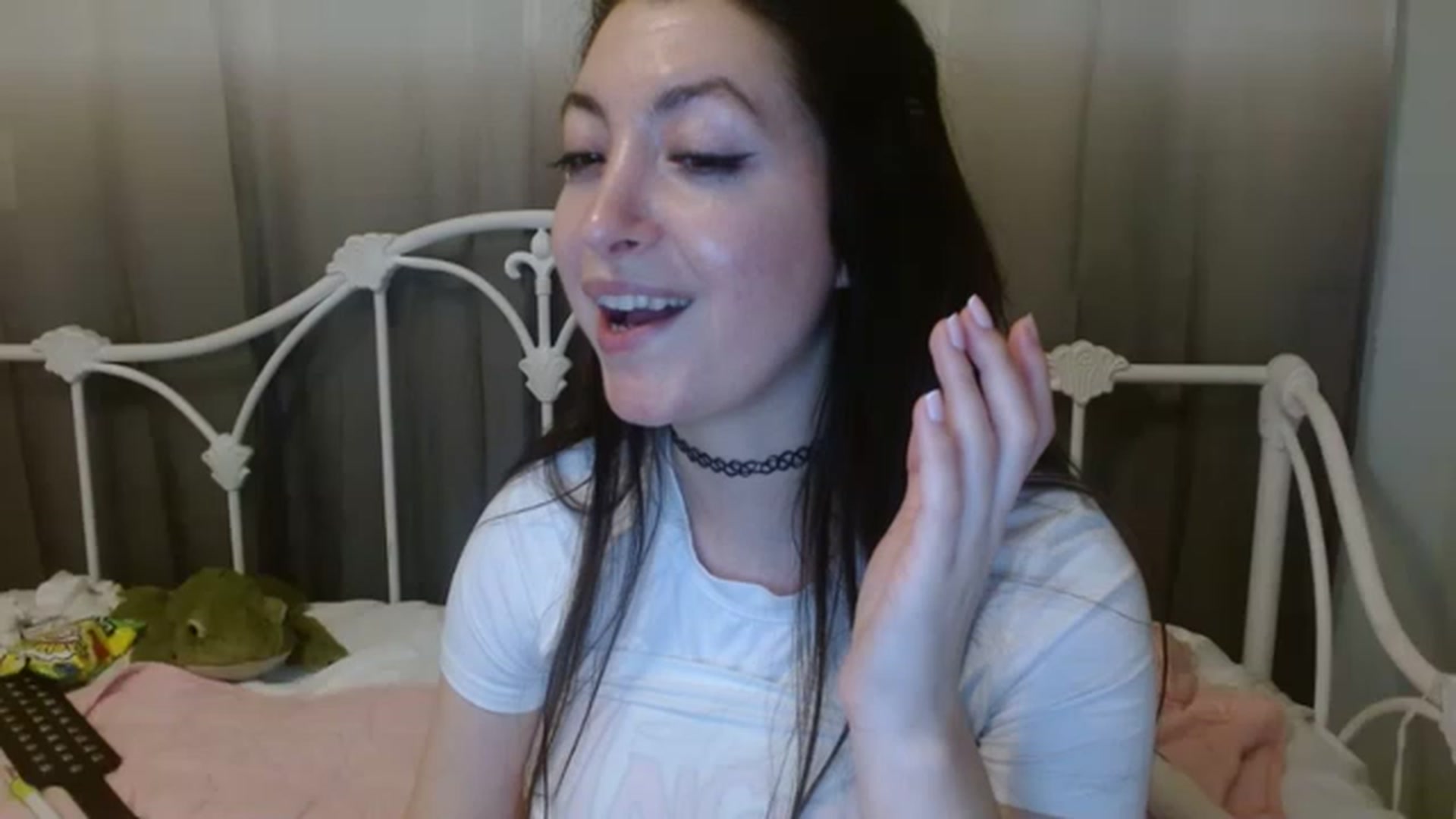 Gallery image thumbnail from DallasOhMy's myfreecams stream on, 01/10/2023, 05:10 image 8 of 20