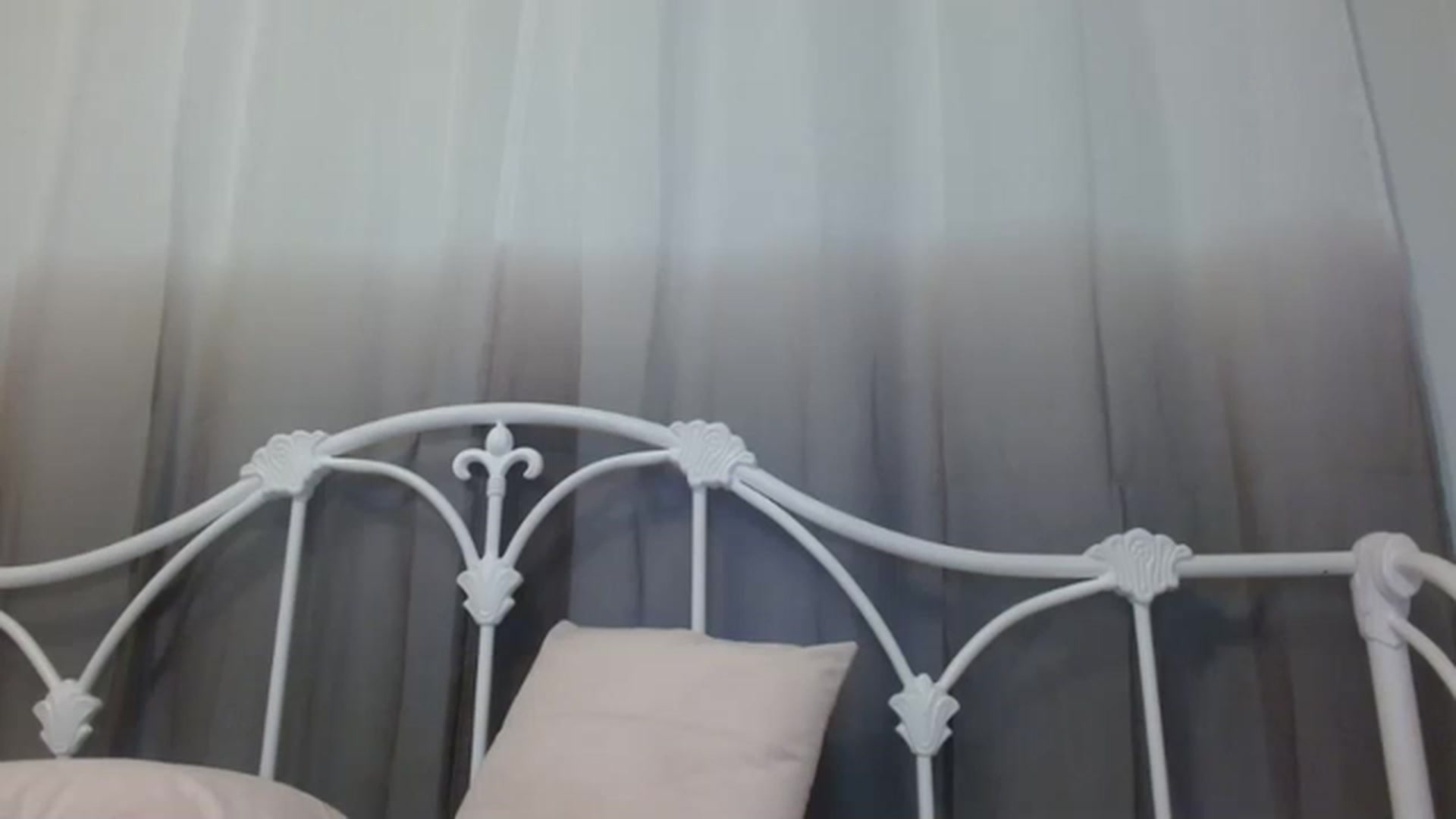 Gallery image thumbnail from DallasOhMy's myfreecams stream on, 01/13/2023, 21:56 image 12 of 20