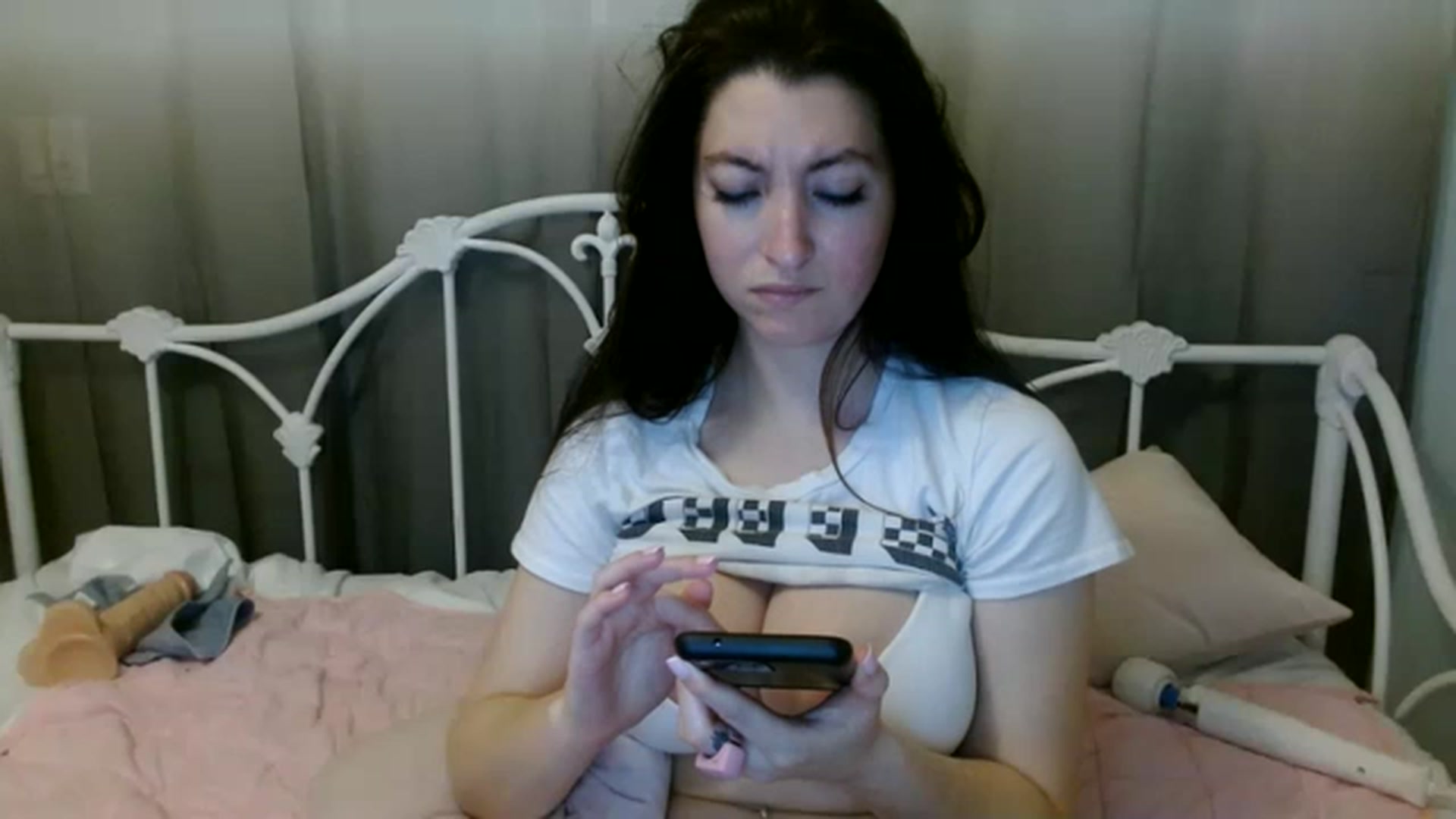 Gallery image thumbnail from DallasOhMy's myfreecams stream on, 01/17/2023, 01:12 image 20 of 20