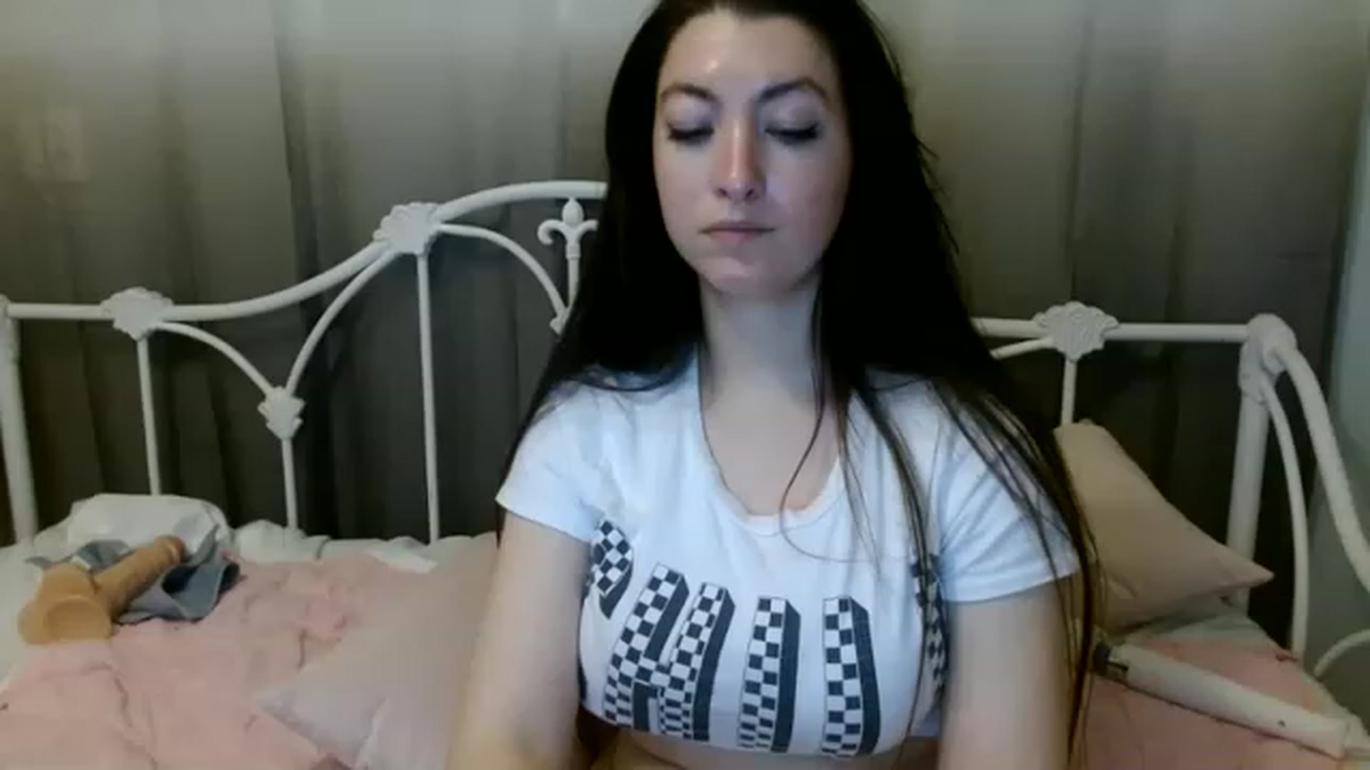 Gallery image thumbnail from DallasOhMy's myfreecams stream on, 01/17/2023, 01:12 image 11 of 20