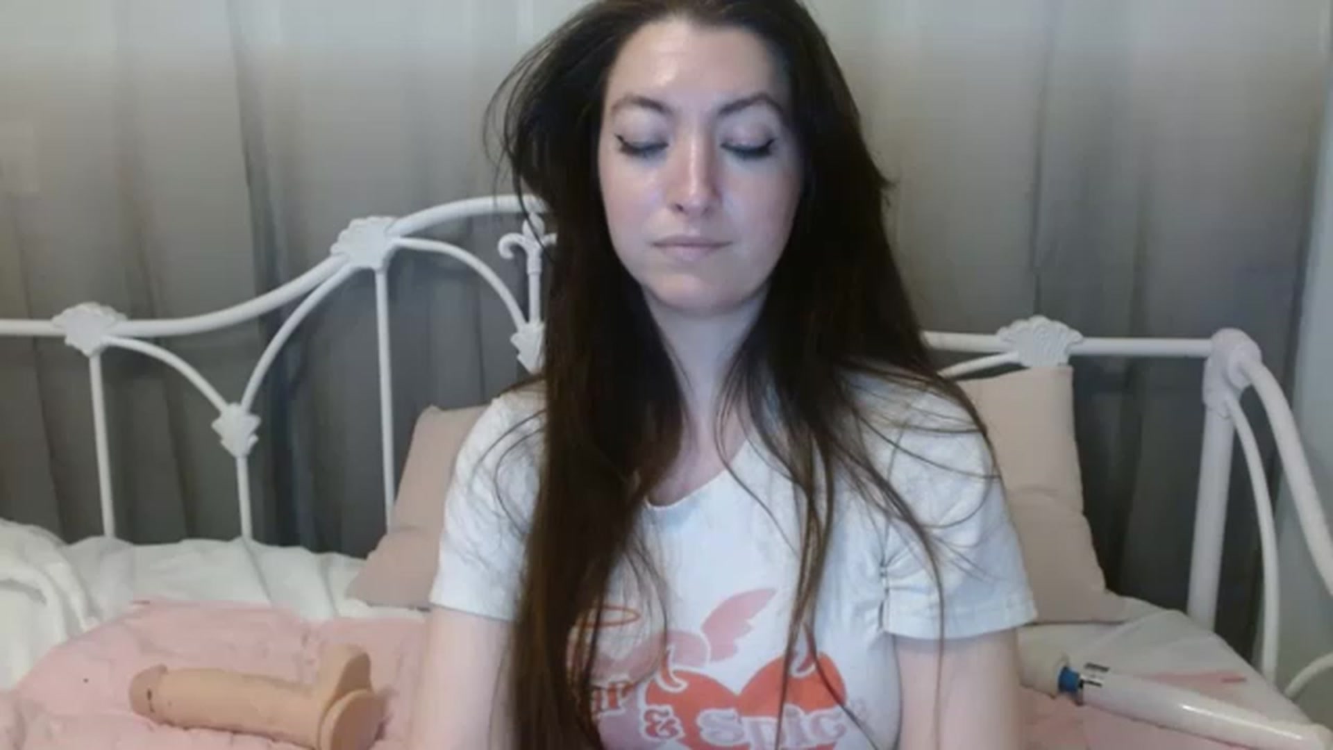 Gallery image thumbnail from DallasOhMy's myfreecams stream on, 01/18/2023, 21:51 image 14 of 20