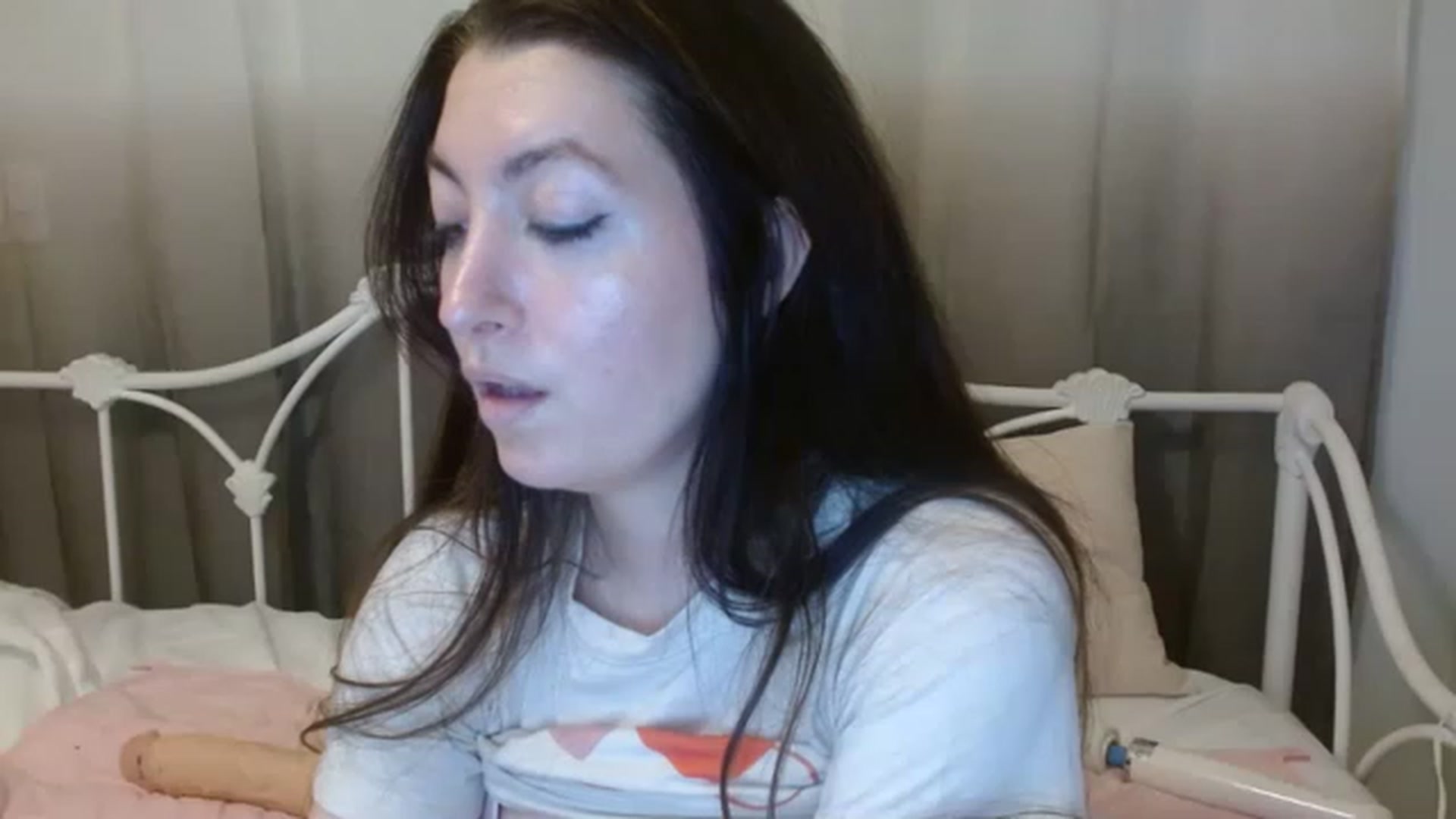 Gallery image thumbnail from DallasOhMy's myfreecams stream on, 01/18/2023, 22:33 image 11 of 20