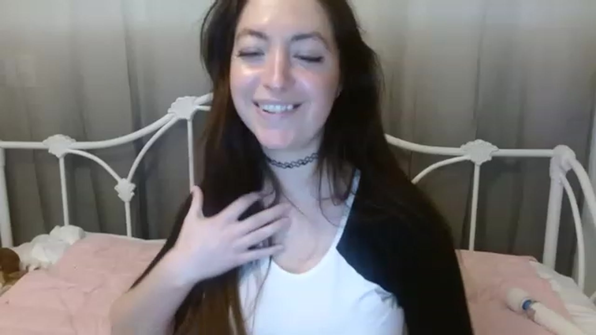 Gallery image thumbnail from DallasOhMy's myfreecams stream on, 01/20/2023, 20:28 image 7 of 20