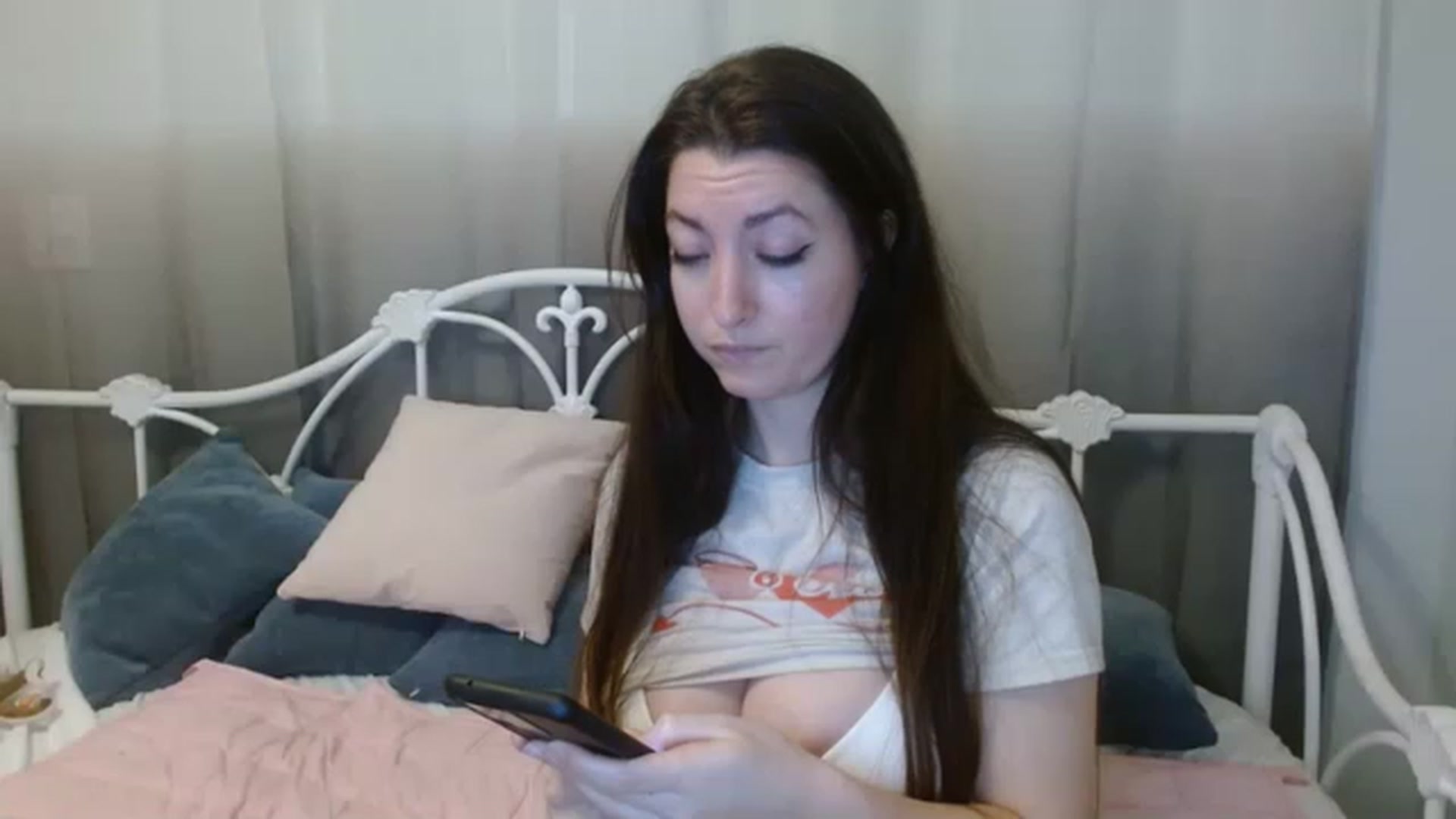 Gallery image thumbnail from DallasOhMy's myfreecams stream on, 02/03/2023, 02:26 image 19 of 20