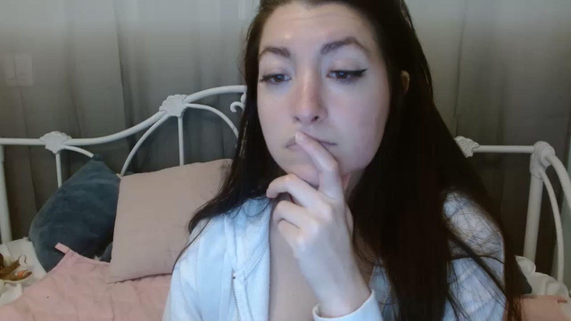 Gallery image thumbnail from DallasOhMy's myfreecams stream on, 02/03/2023, 17:13 image 10 of 20