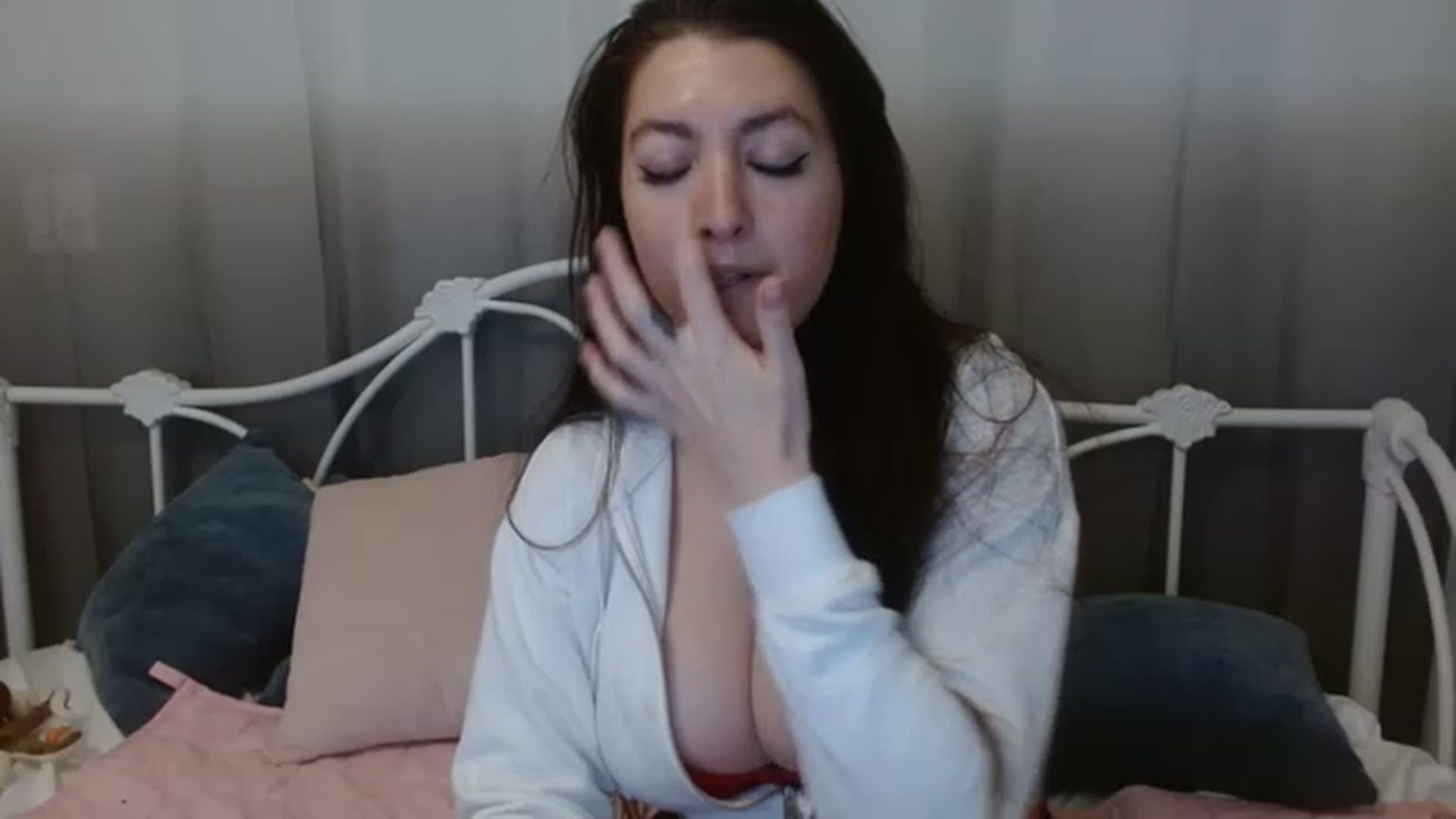 Gallery image thumbnail from DallasOhMy's myfreecams stream on, 02/03/2023, 19:40 image 3 of 20