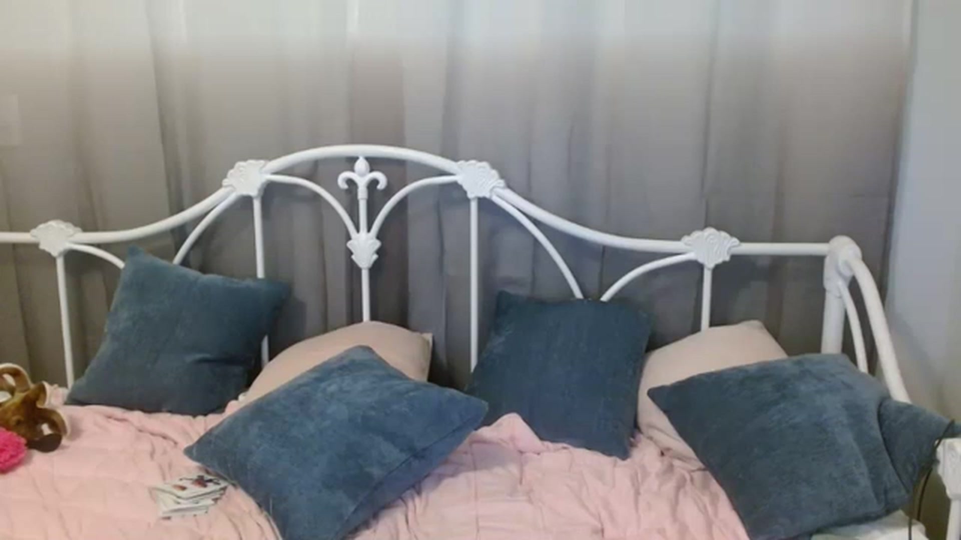 Gallery image thumbnail from DallasOhMy's myfreecams stream on, 02/09/2023, 03:55 image 2 of 20