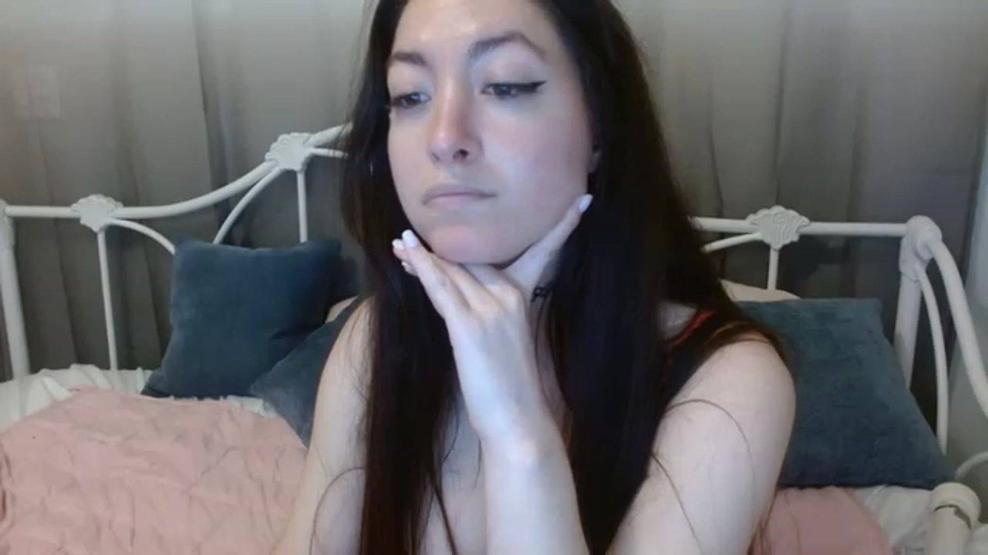 Gallery image thumbnail from DallasOhMy's myfreecams stream on, 02/14/2023, 19:41 image 4 of 20